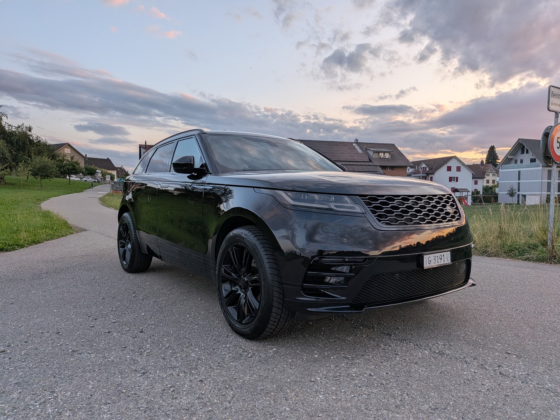 LAND ROVER Range Rover Velar R-Dynamic P 250 SE Automatic-image-1