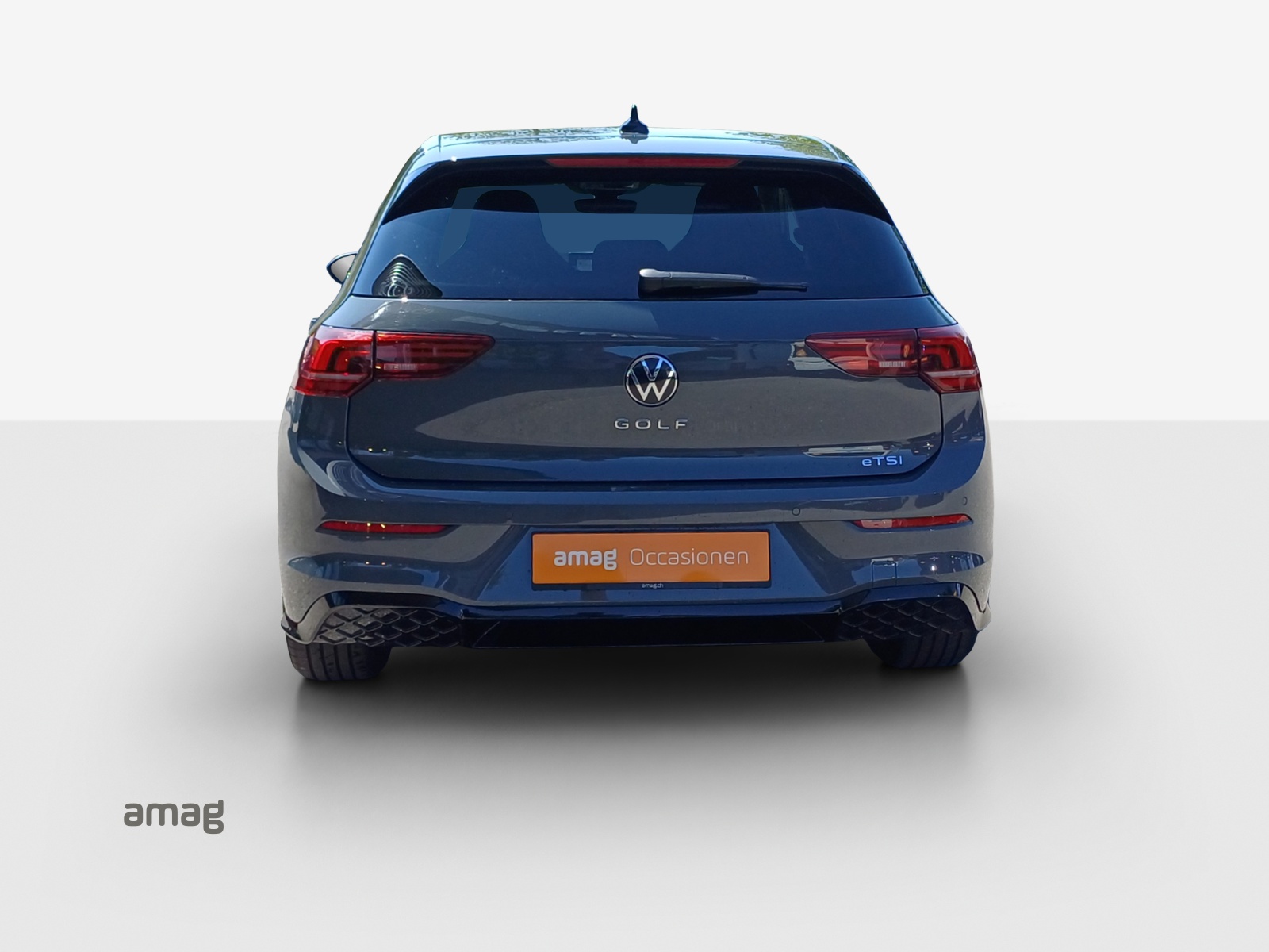 VW Golf 1.5 e TSI mHEV R-Line DSG-image-3
