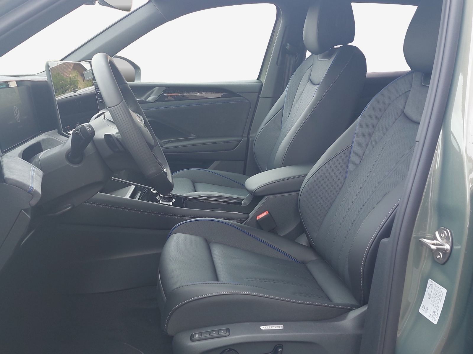 VW Tiguan 2.0 TSI DSG R-Line 4Motion-image-7