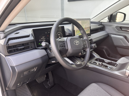 TOYOTA RAV-4 2.5 HSD Trend AWD-image-7