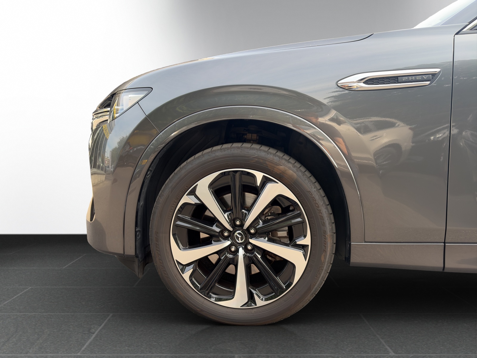 MAZDA CX-60 e-Sky. 327 Tak. AWD-image-3