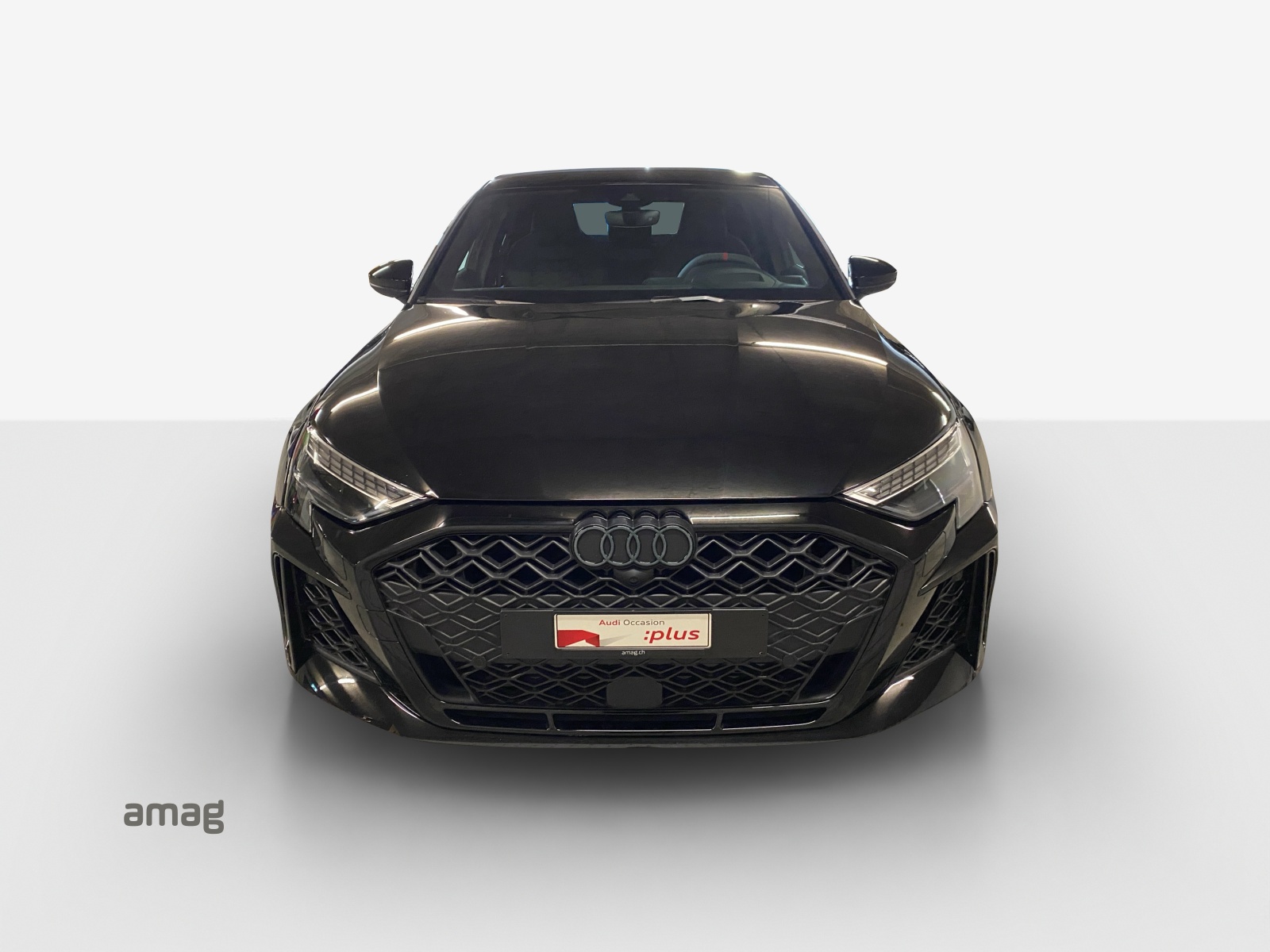 AUDI RS3 Limousine 2.5 TSI quattro S-tronic-image-6