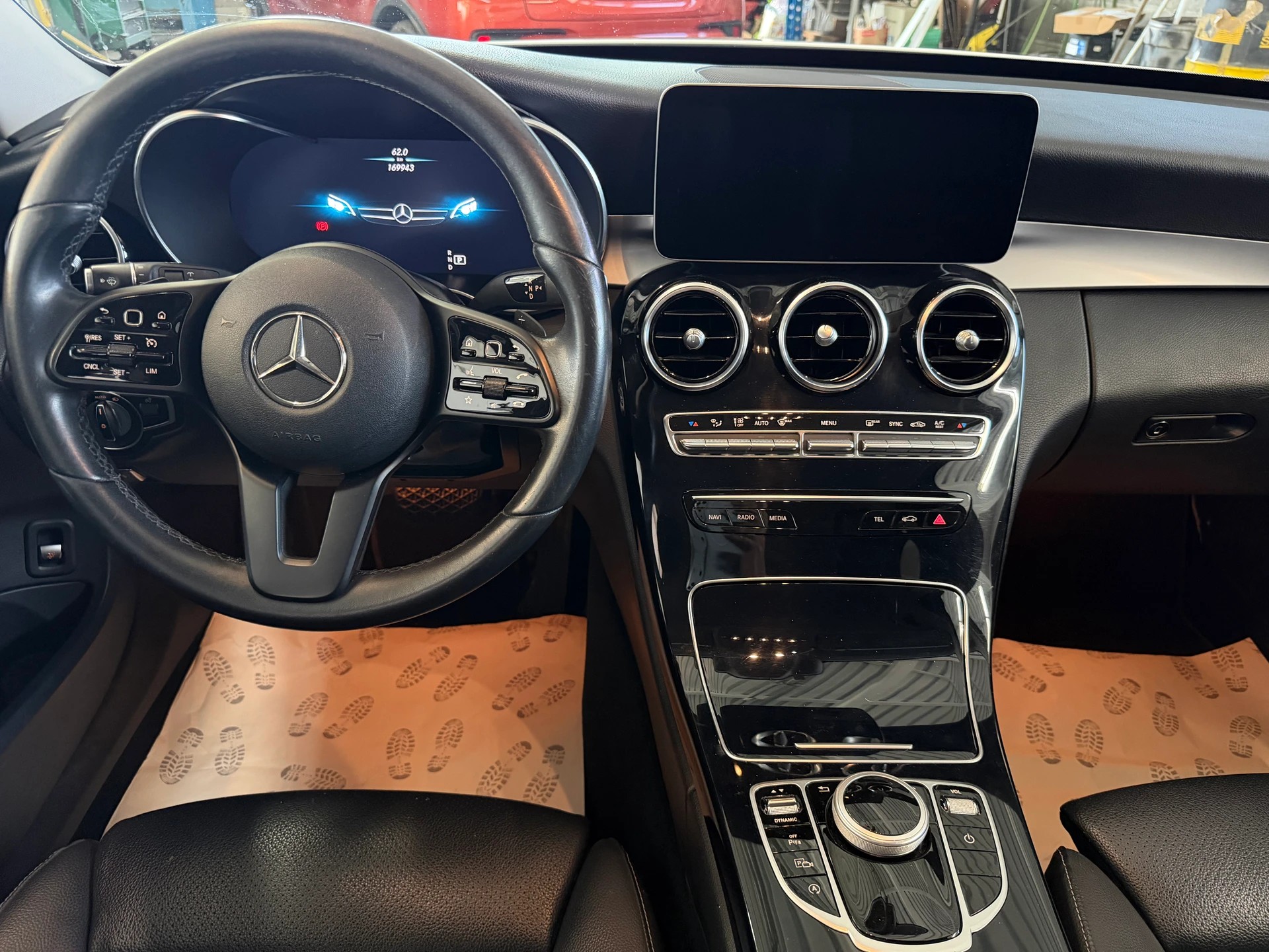 MERCEDES-BENZ C 220 d Swiss Star 4M 9G-Tronic | CH-Auto | 1-Hand | Frisch MFK | Ab Service-image-12