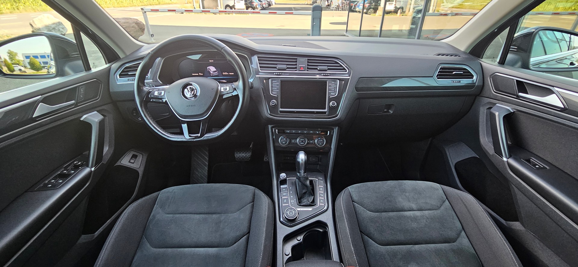 VW Tiguan 2.0 TDI SCR Highline4Motion DSG-image-7