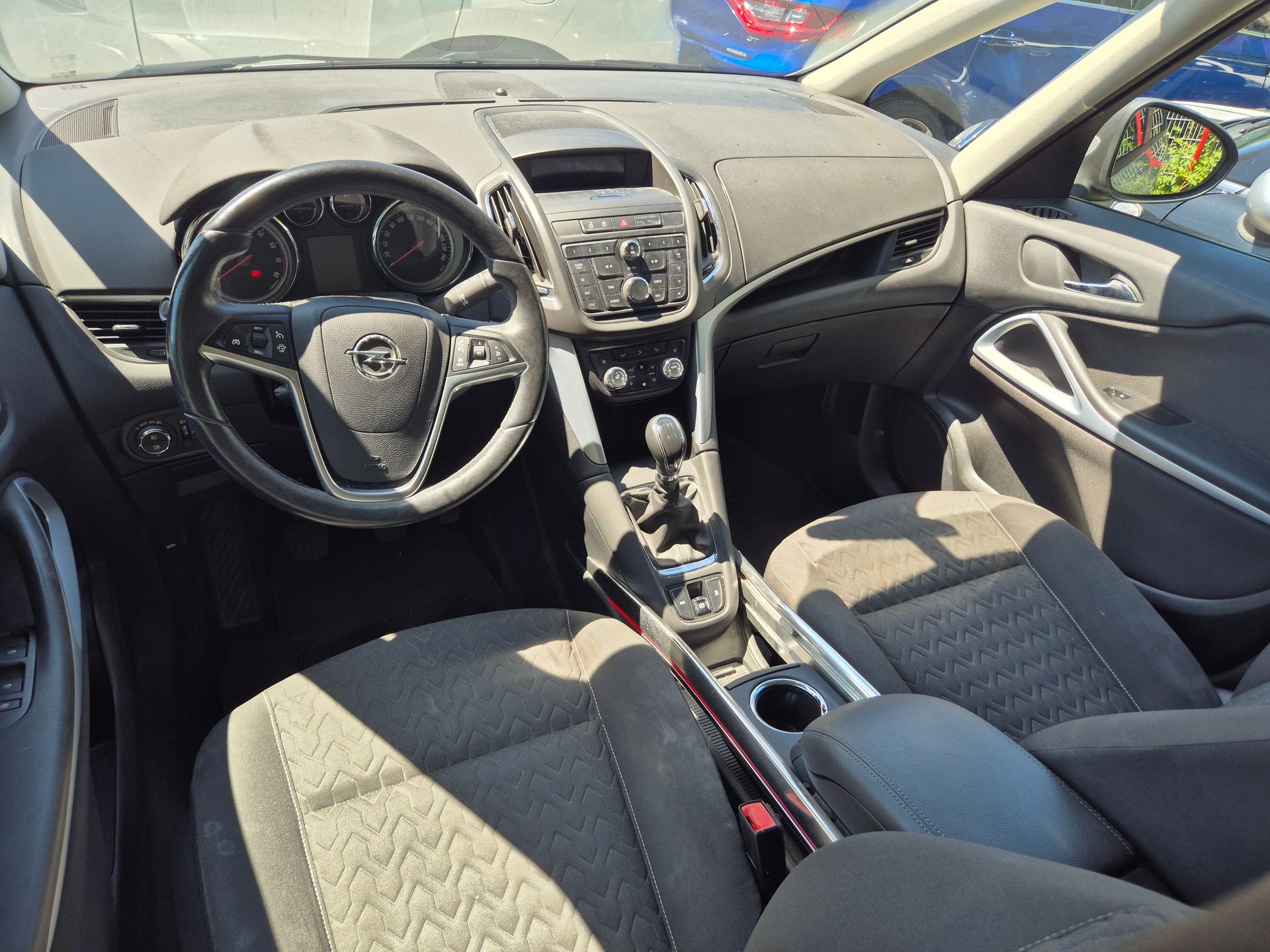OPEL Zafira Tourer 1.4i 16V Enjoy-image-1
