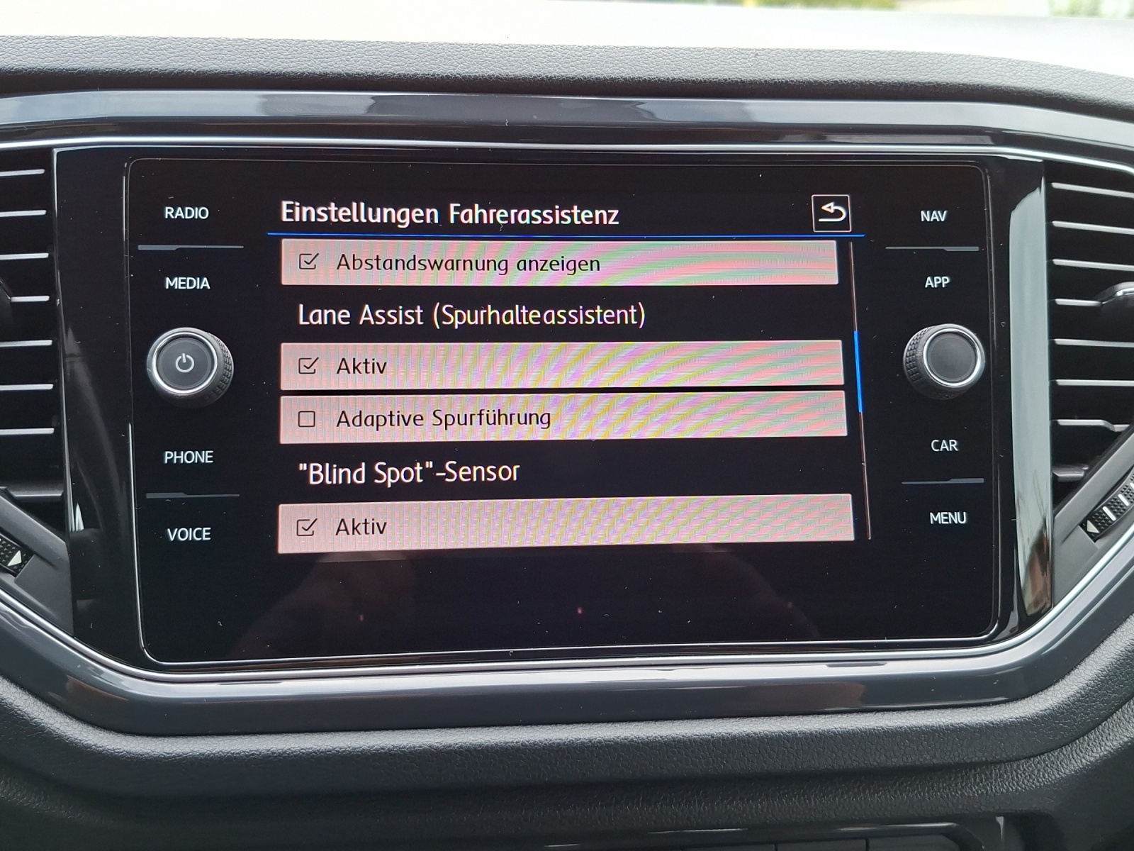 VW T-Roc 2.0 TSI Sport DSG 4Motion-image-25