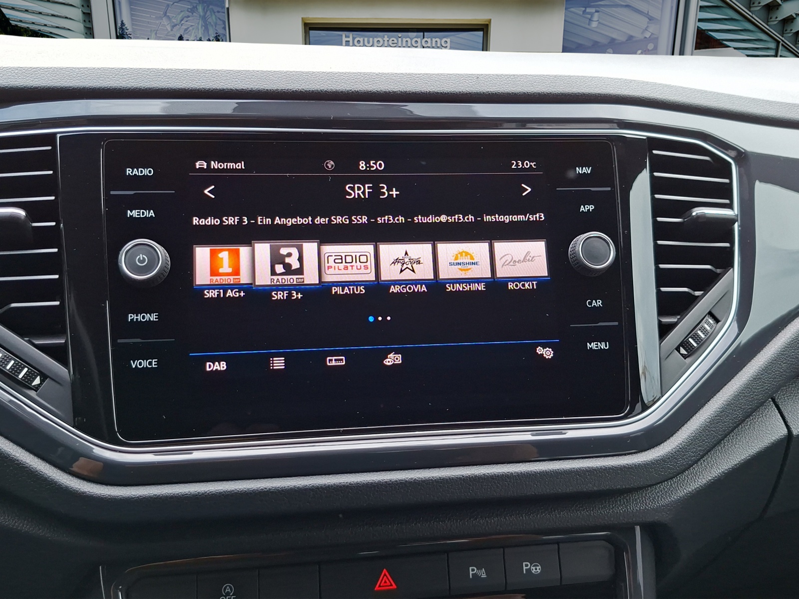 VW T-Roc 2.0 TSI Sport DSG 4Motion-image-15
