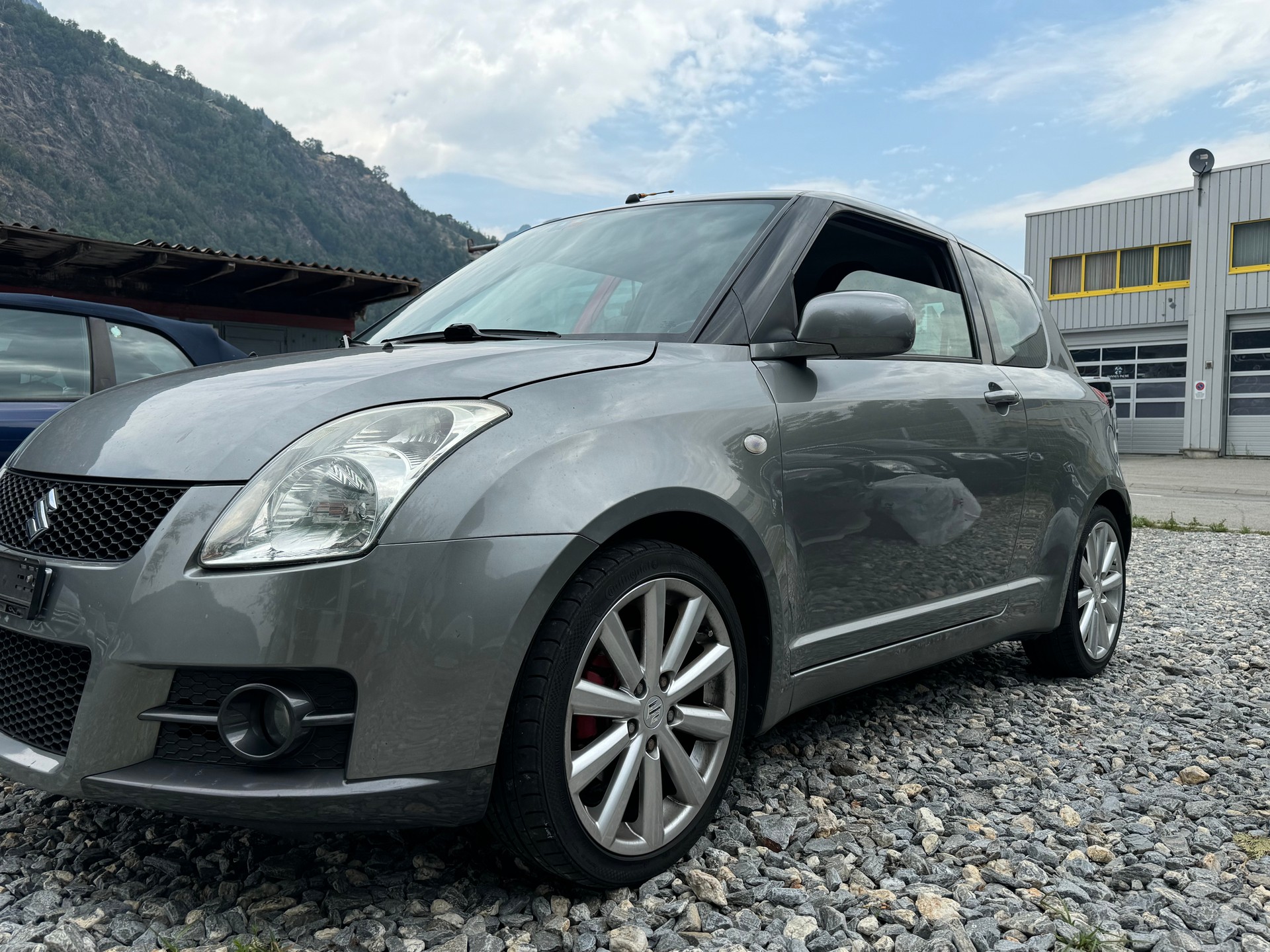 SUZUKI Swift 1.6i 16V Sport-image-3