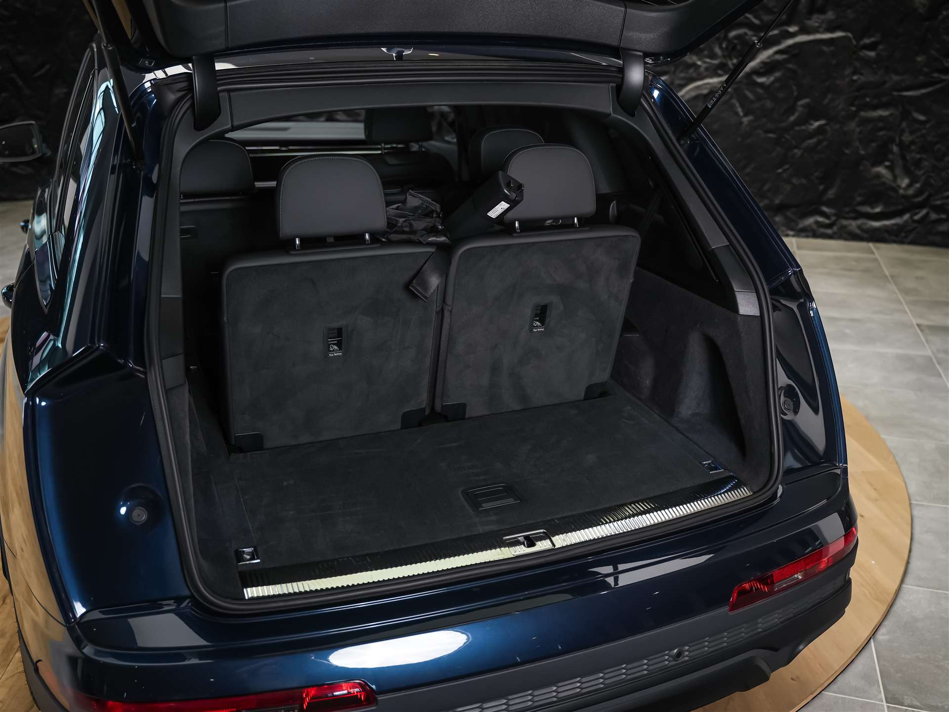 AUDI Q7 45 TDI quattro tiptronic *7 Plätzer*22" Felgen*Head Up*360° Kamera*-image-45