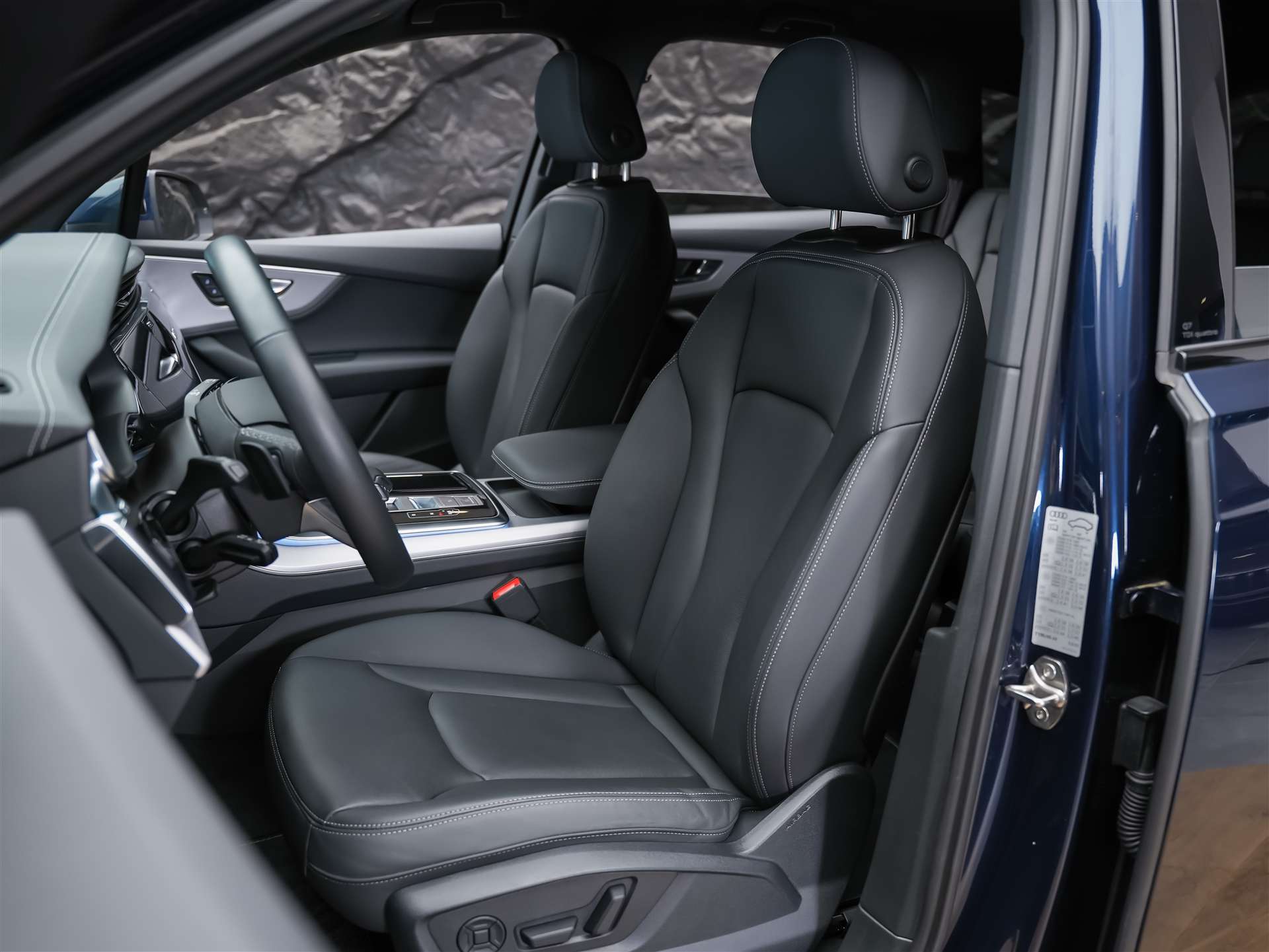 AUDI Q7 45 TDI quattro tiptronic *7 Plätzer*22" Felgen*Head Up*360° Kamera*-image-8