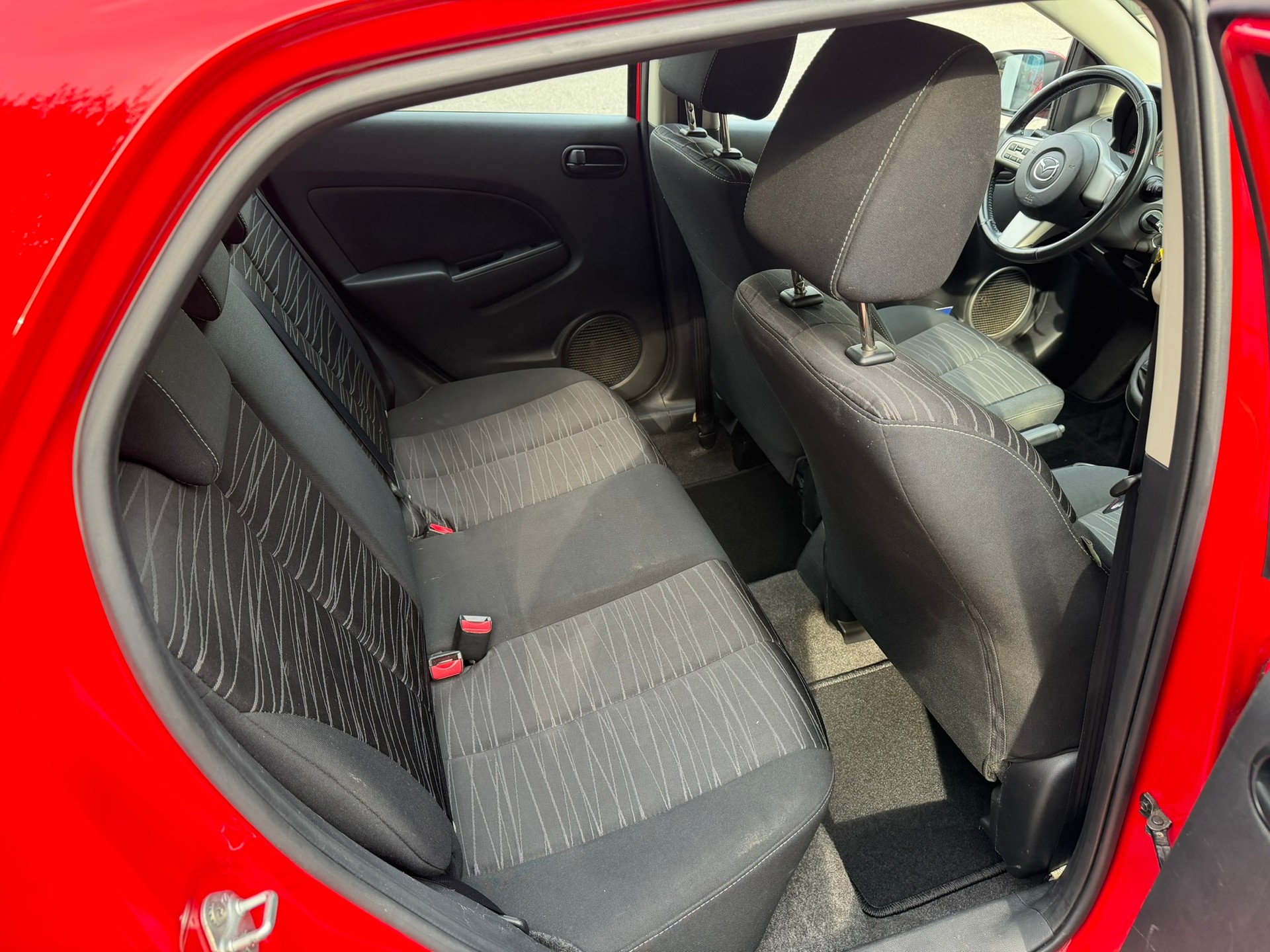 MAZDA 2 1.3i 16V Exclusive-image-11