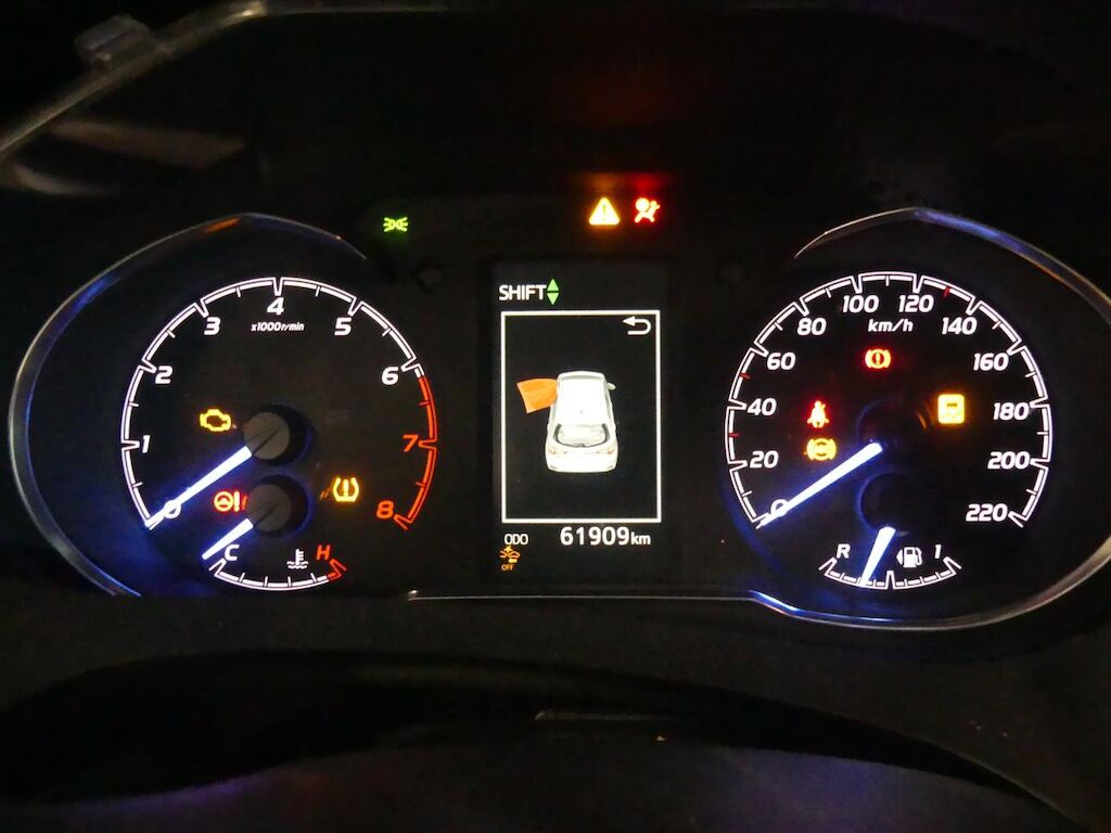 TOYOTA Yaris 1.5 Comfort-image-8