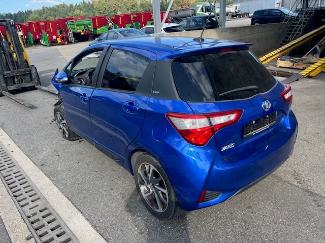 TOYOTA Yaris 1.5 Comfort-image-6