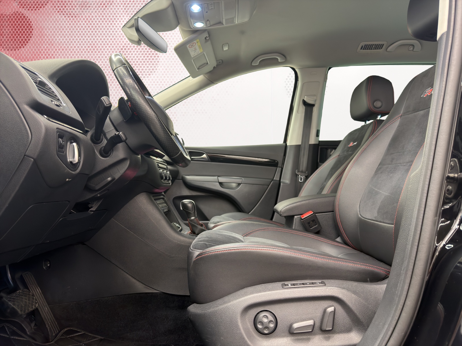 SEAT Alhambra 2.0 TDI DSG SWISS FR-image-9