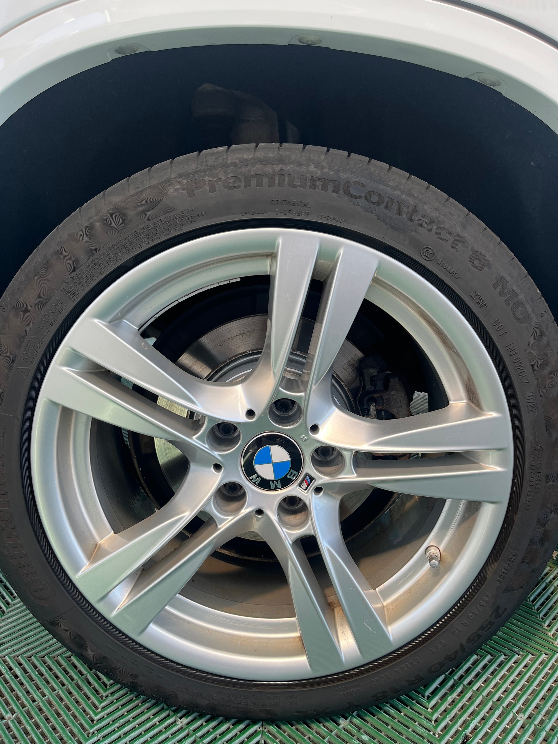 BMW 20d xDrive-image-3