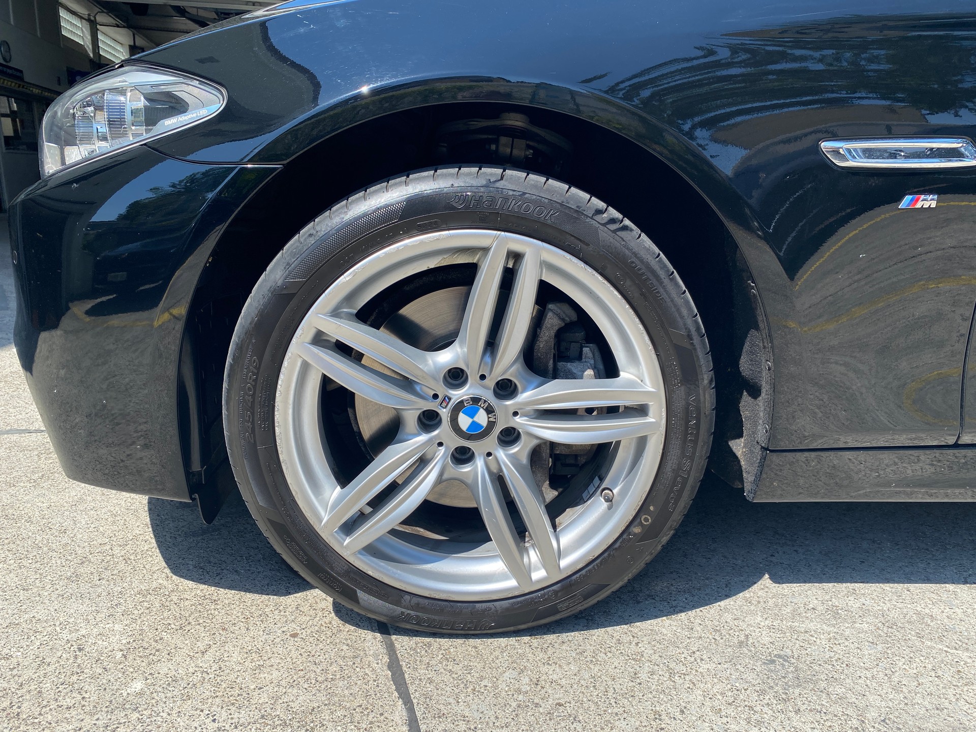 BMW 535i Touring xDrive Steptronic-image-13