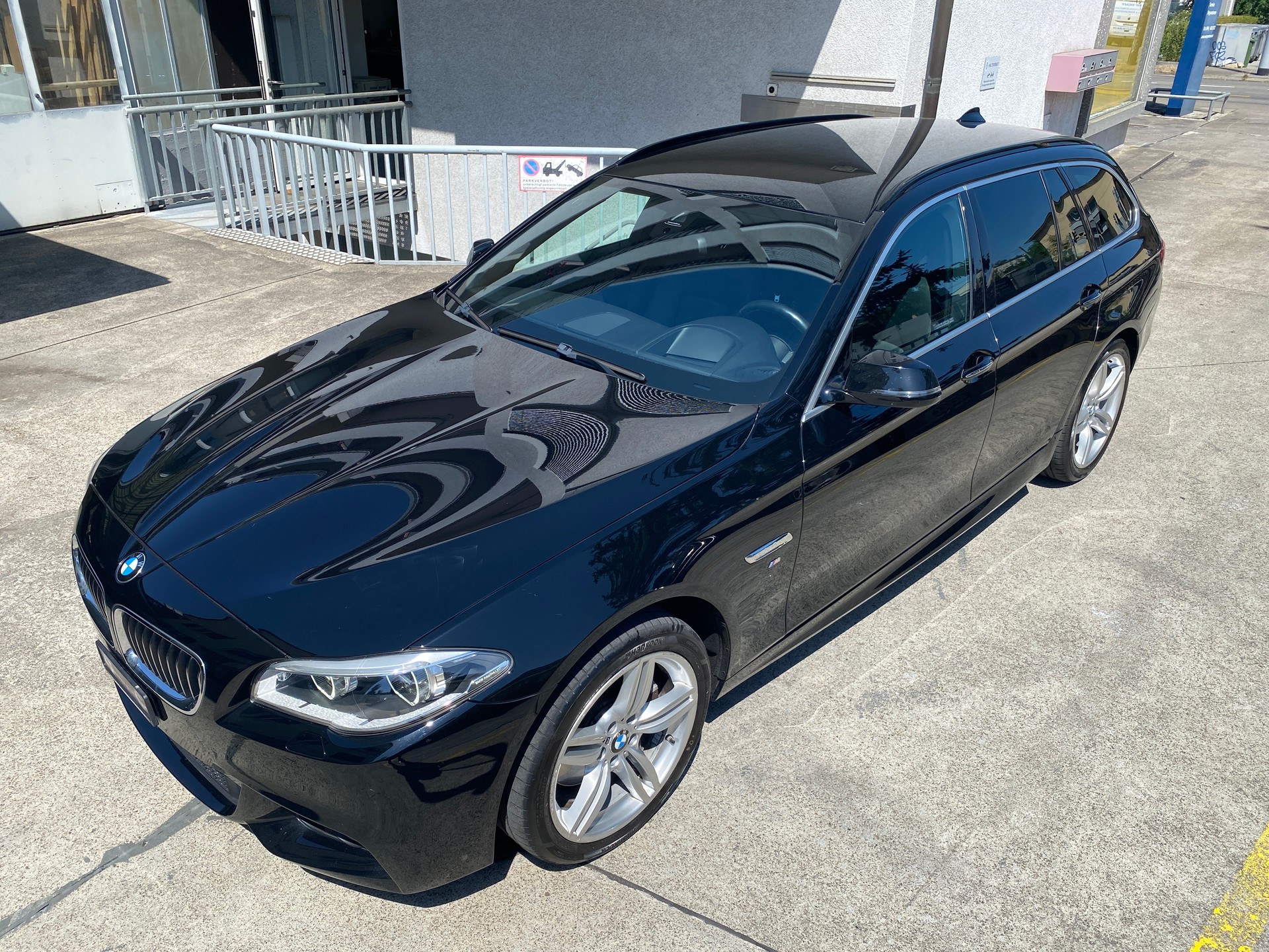 BMW 535i Touring xDrive Steptronic-image-4