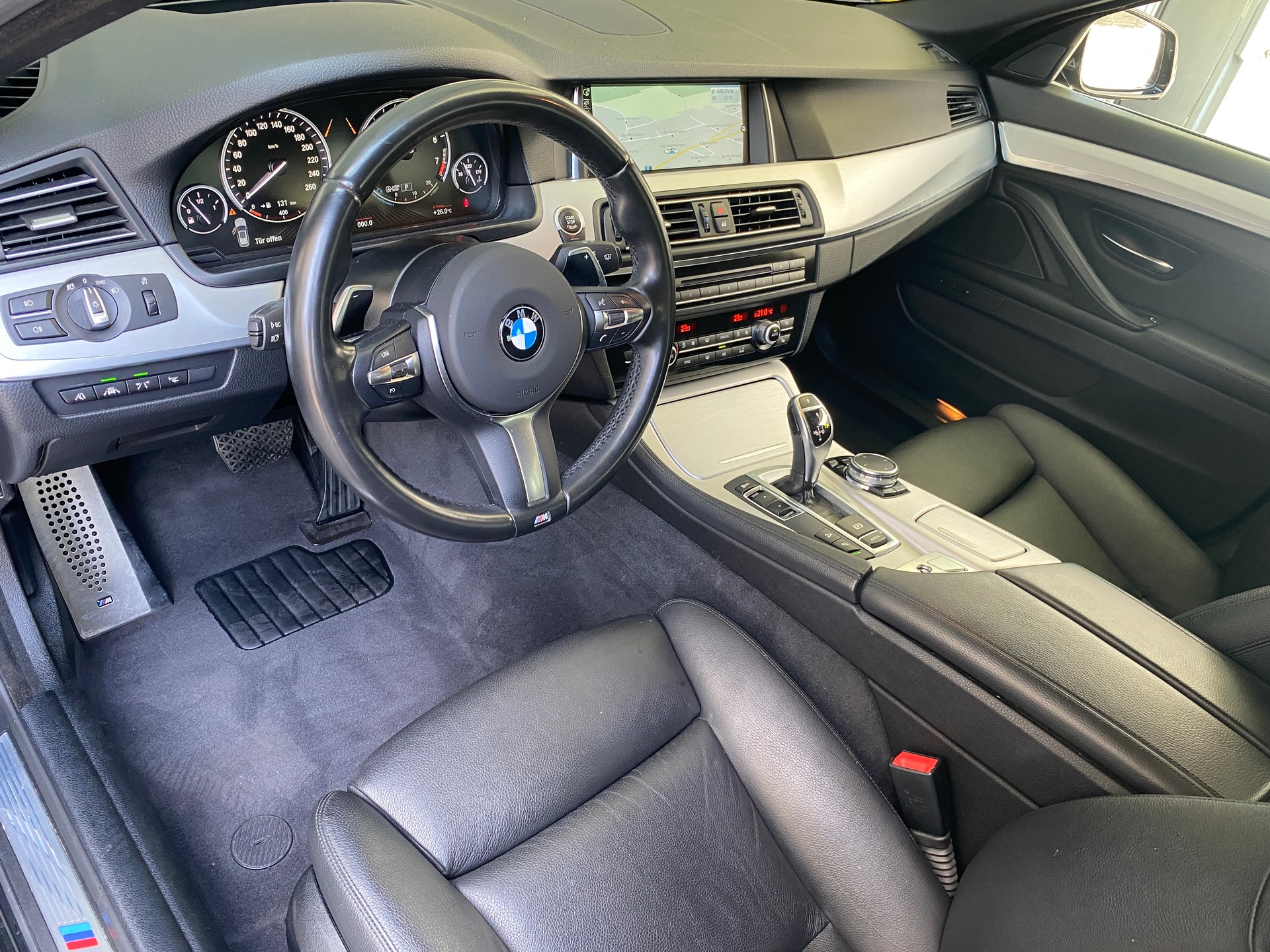 BMW 535i Touring xDrive Steptronic-image-21