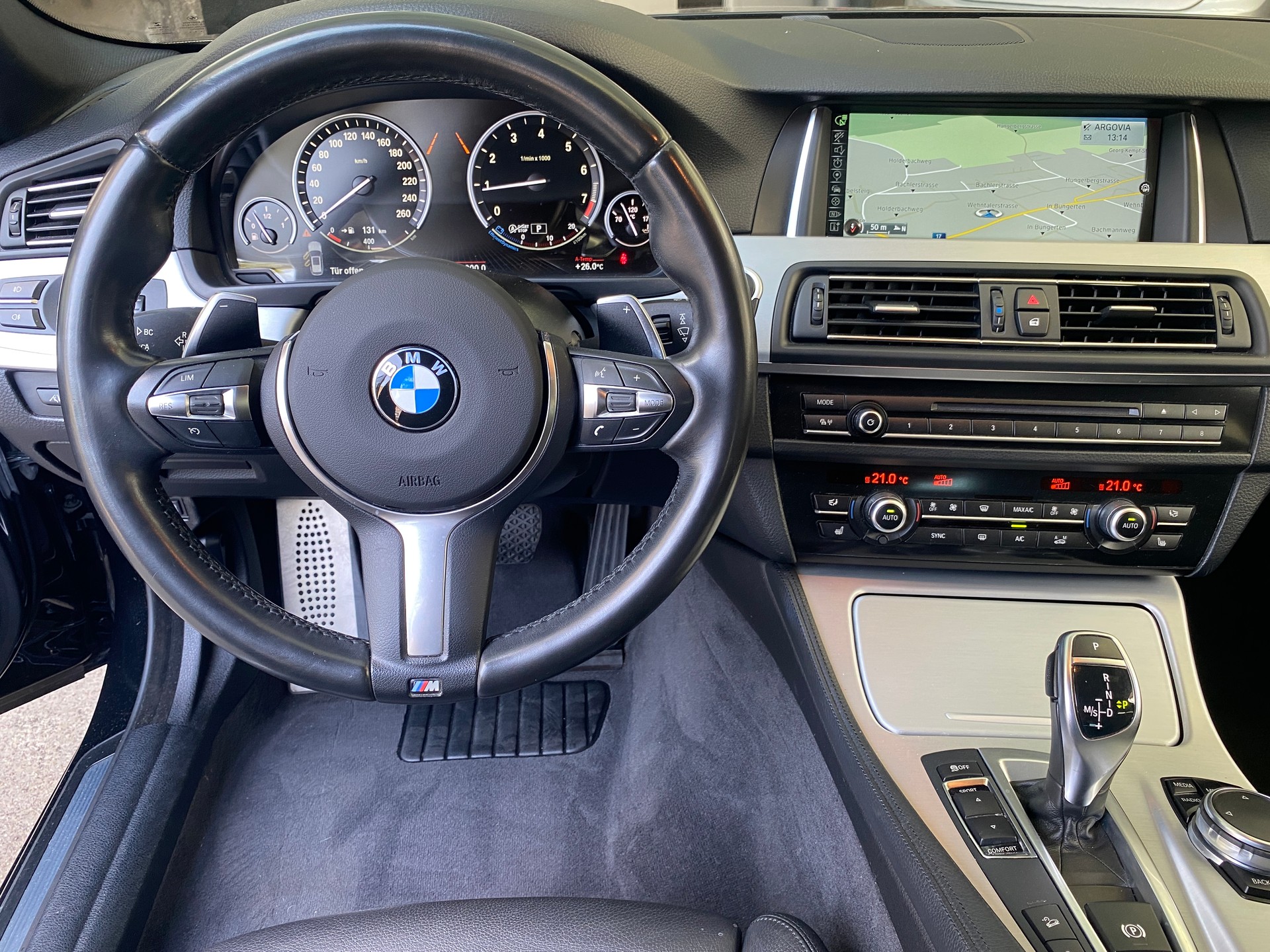 BMW 535i Touring xDrive Steptronic-image-15