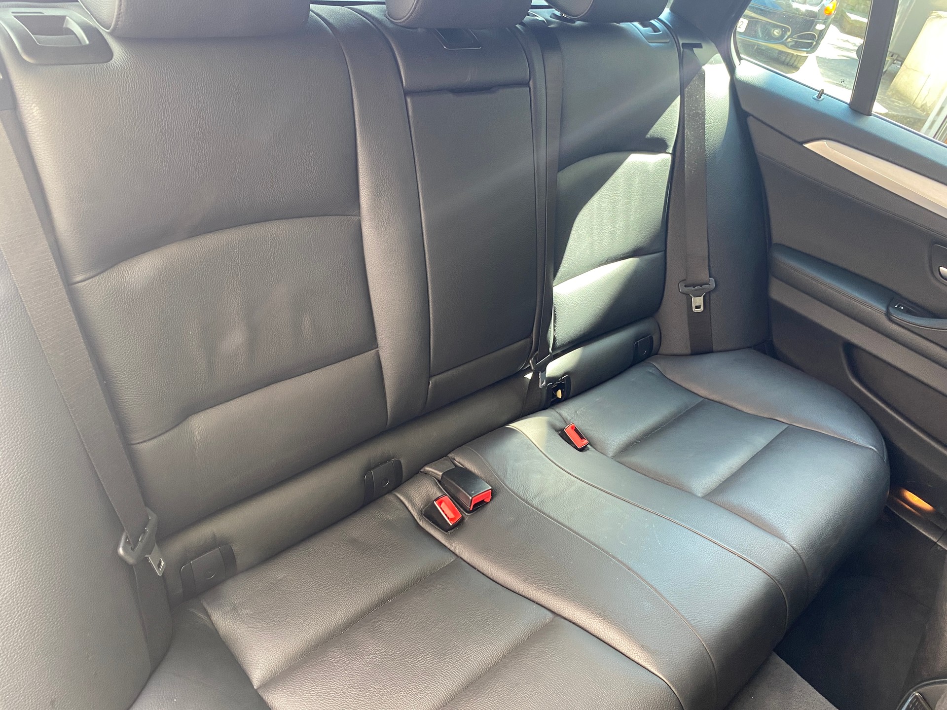 BMW 535i Touring xDrive Steptronic-image-25