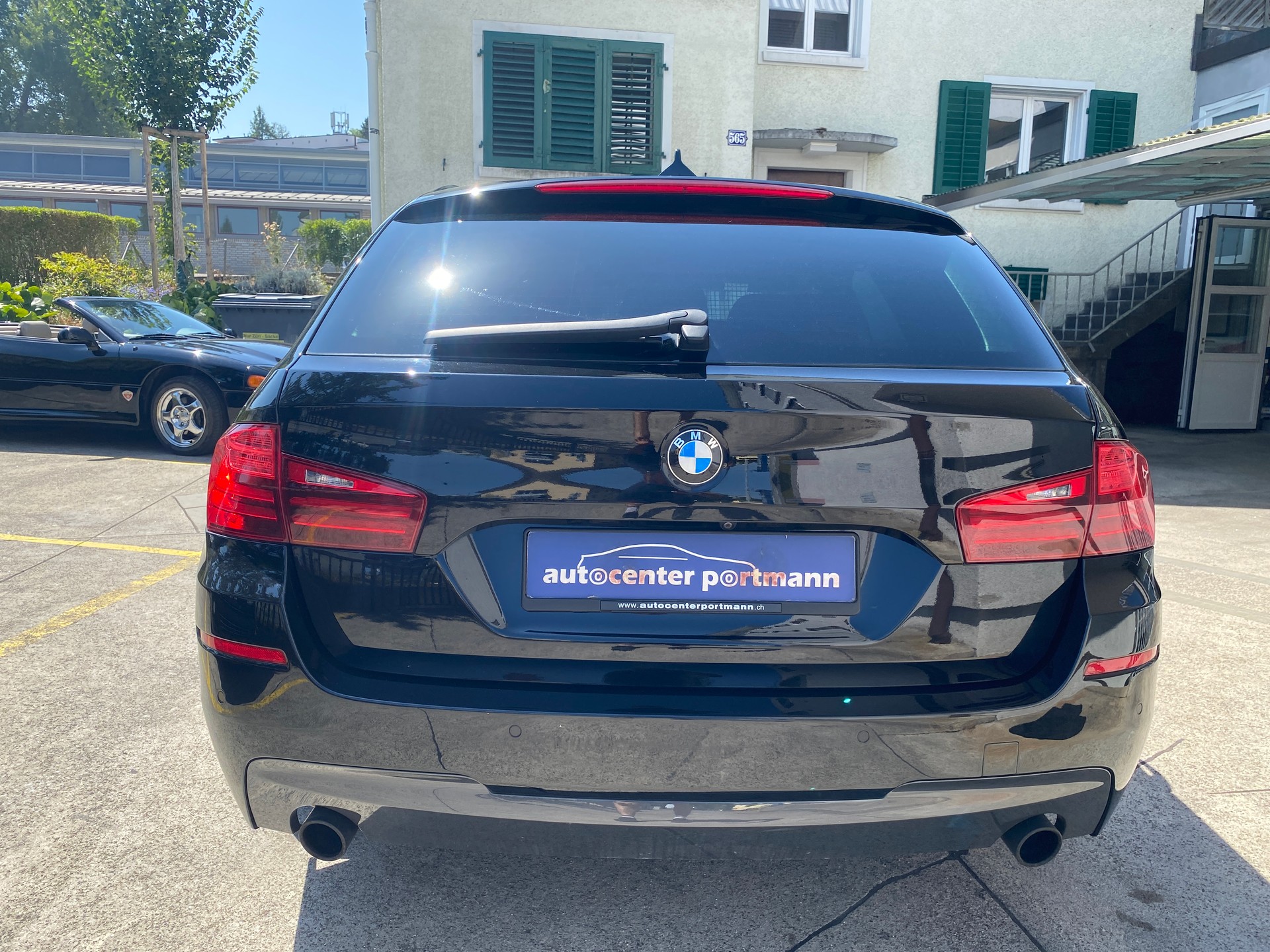 BMW 535i Touring xDrive Steptronic-image-12