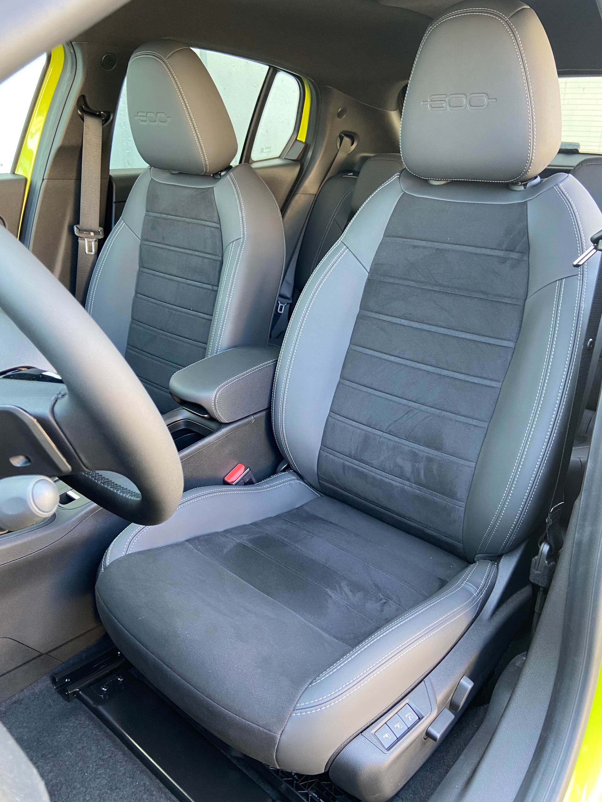 FIAT 600h Mild Hybrid Sport 145PS-image-4