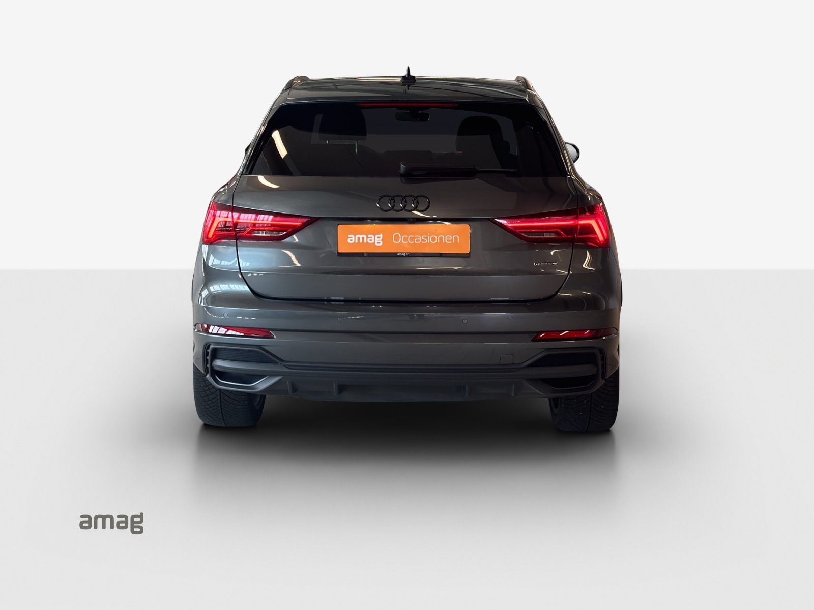 AUDI Q3 Sportback 40 TDI S line quattro S-tronic-image-3