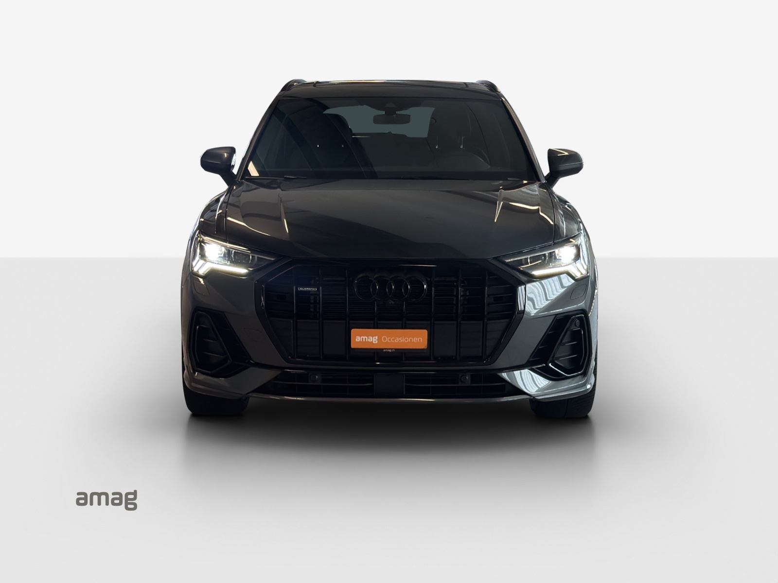 AUDI Q3 Sportback 40 TDI S line quattro S-tronic-image-6