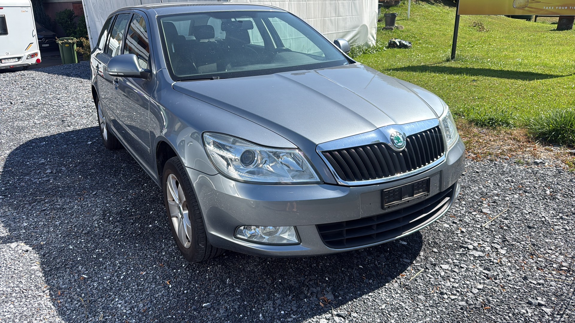 SKODA Octavia Combi 1.8 TSI Laurin & Klement 4x4-image-1