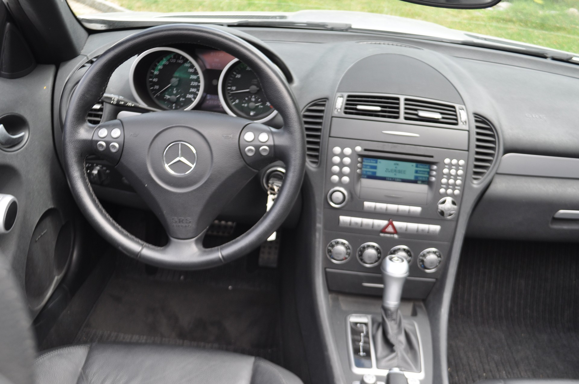 MERCEDES-BENZ SLK 350-image-9