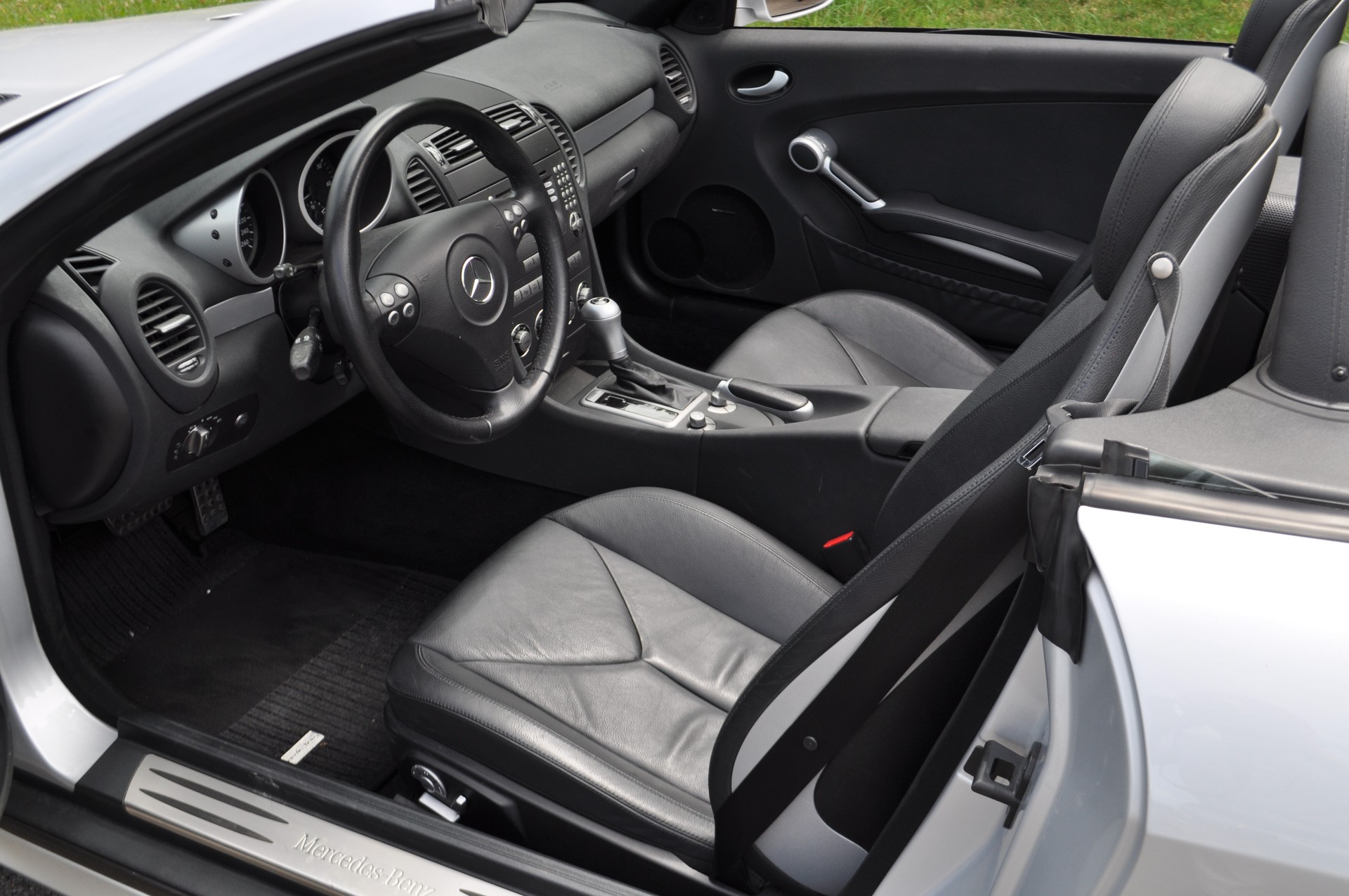 MERCEDES-BENZ SLK 350-image-8