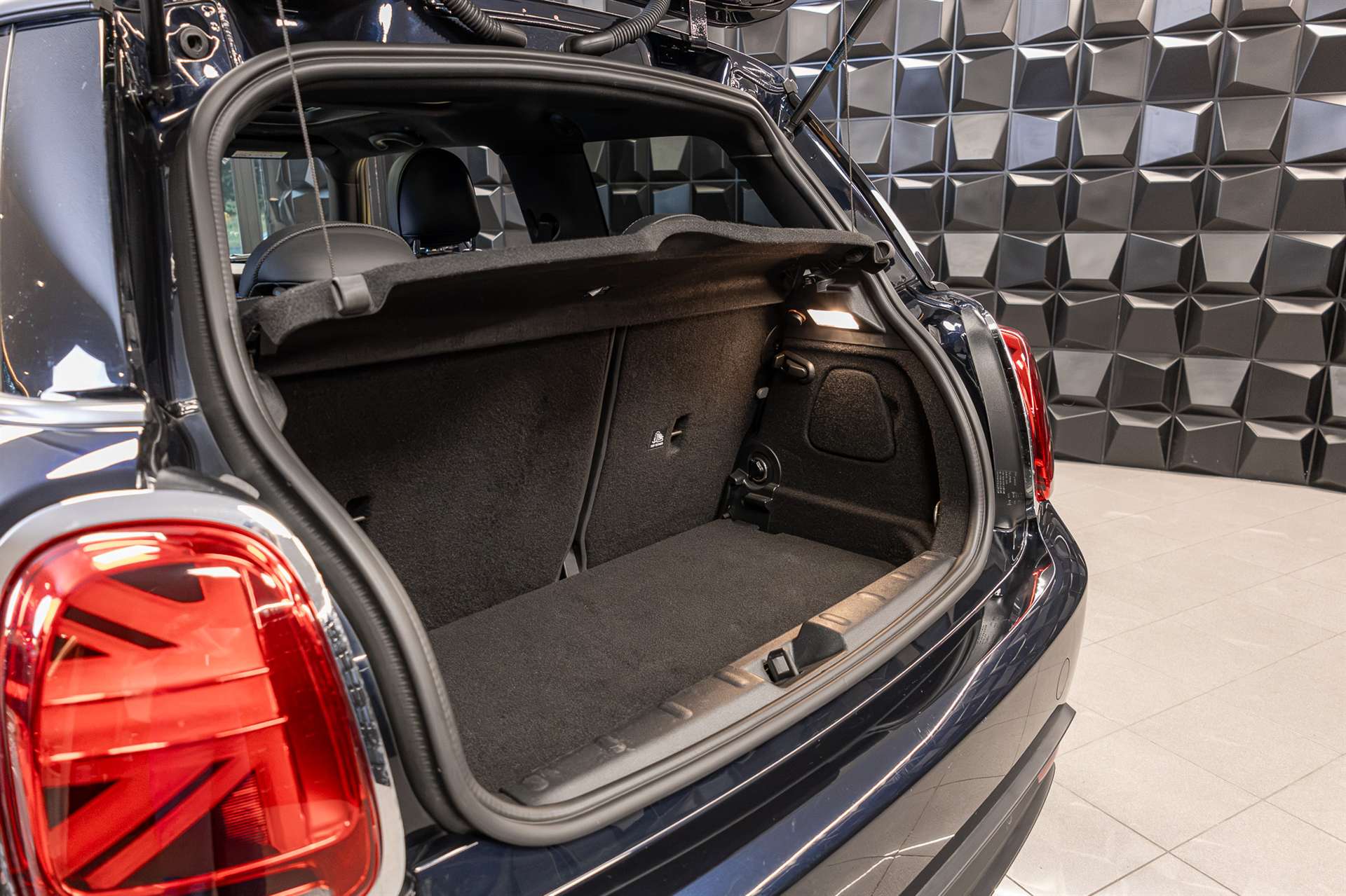 MINI Cooper SE-image-28