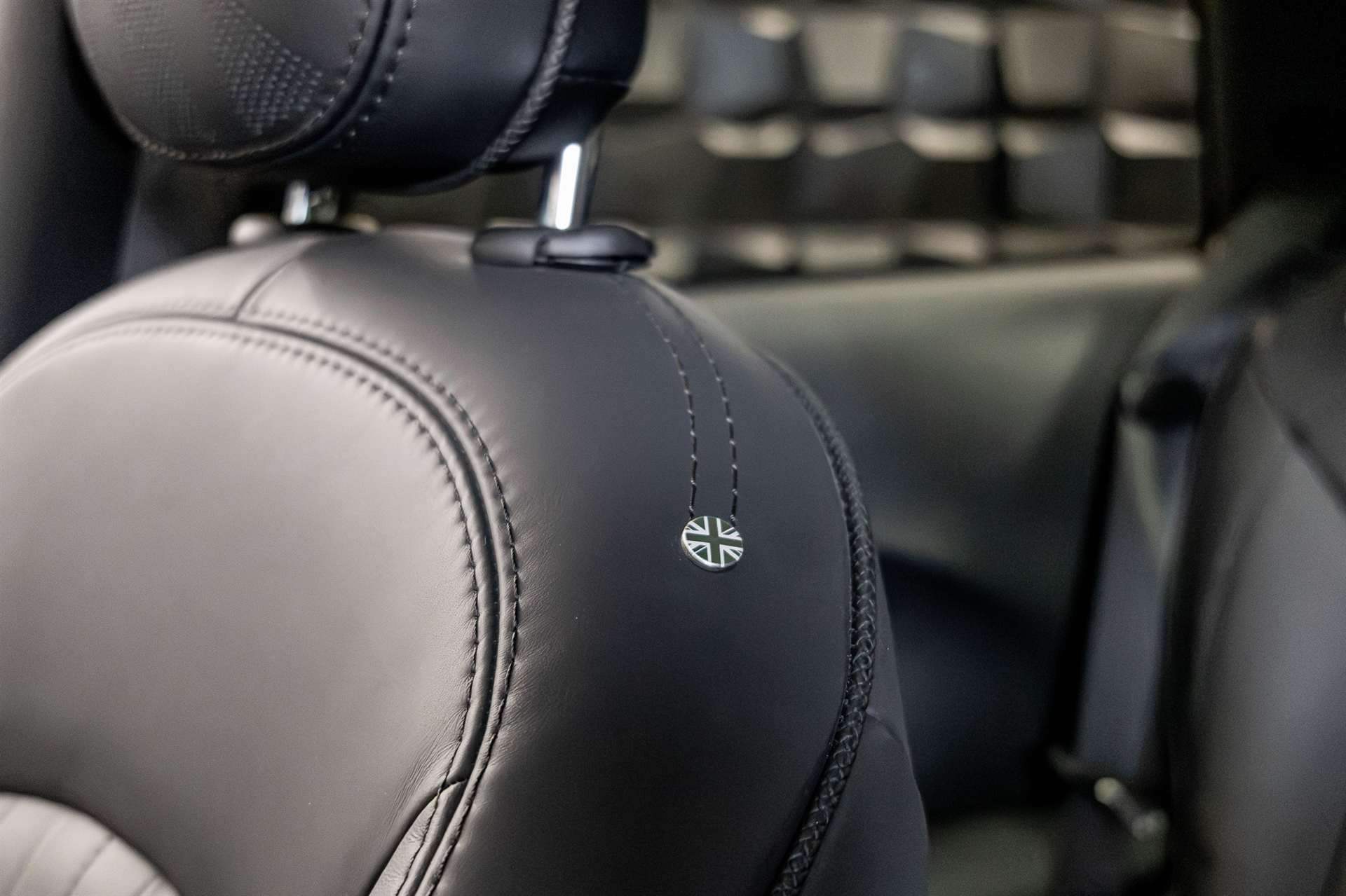 MINI Cooper SE-image-19