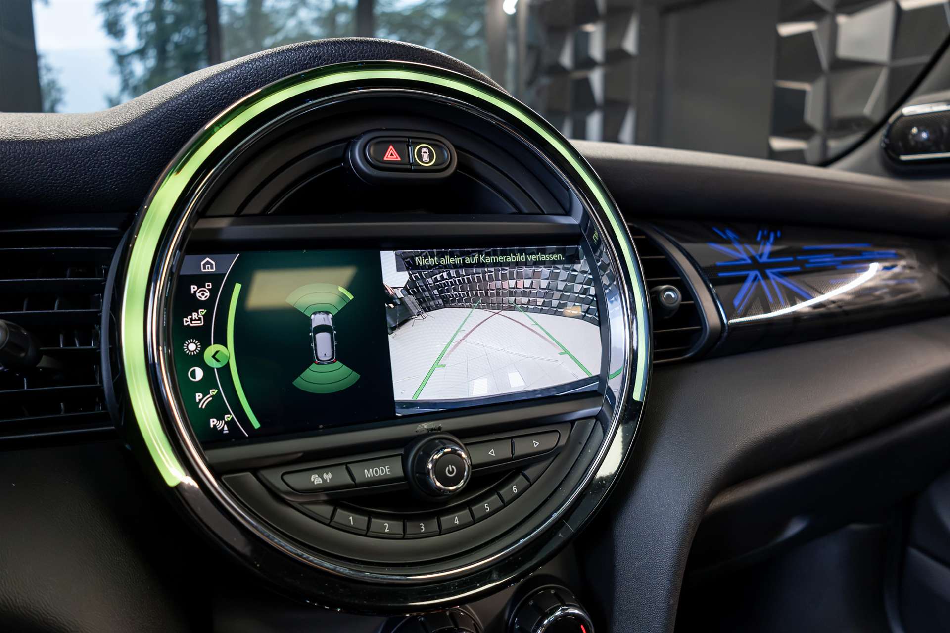 MINI Cooper SE-image-22