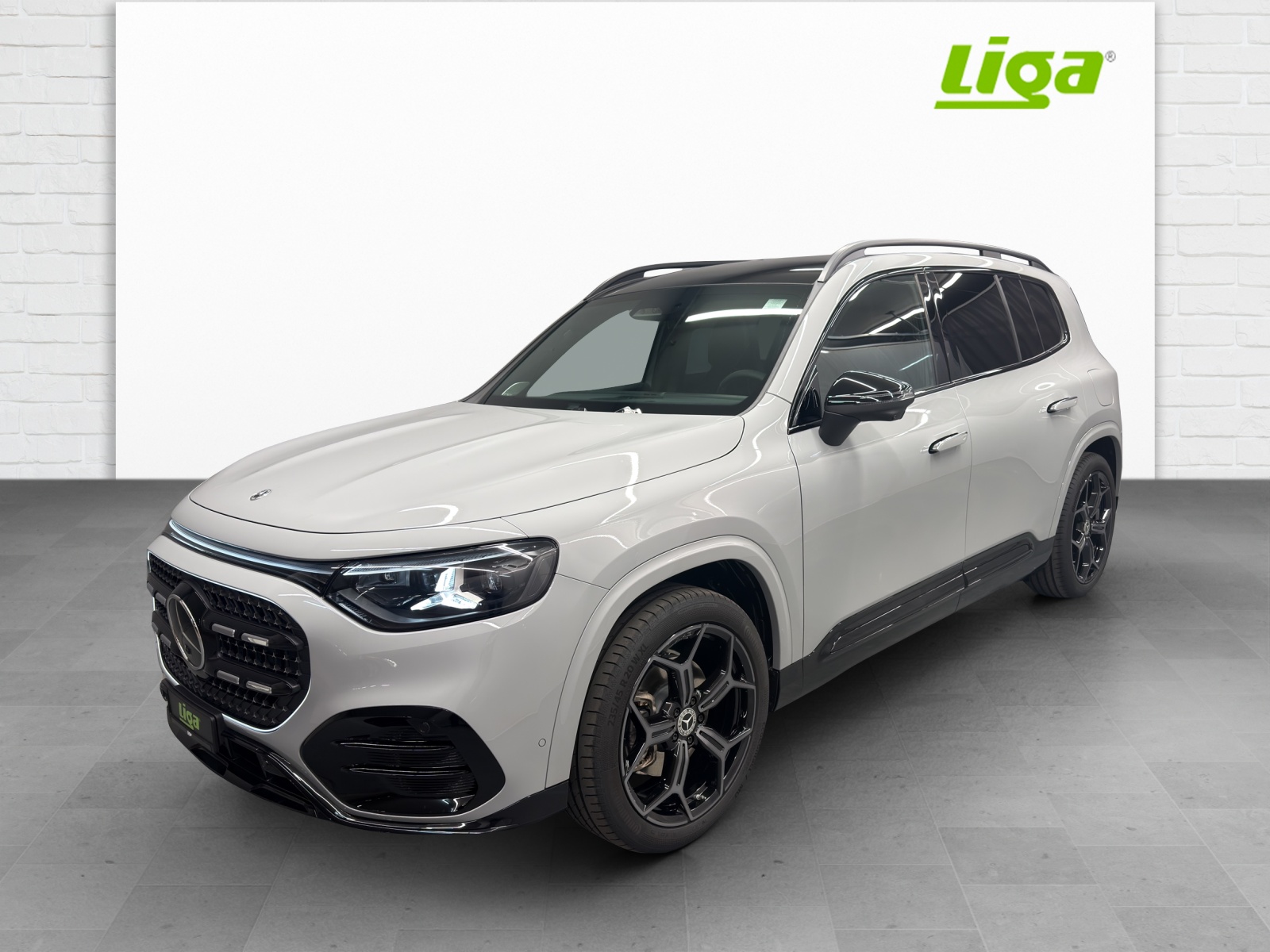 MERCEDES-BENZ GLB 220 AMG Line 4Matic-image-0