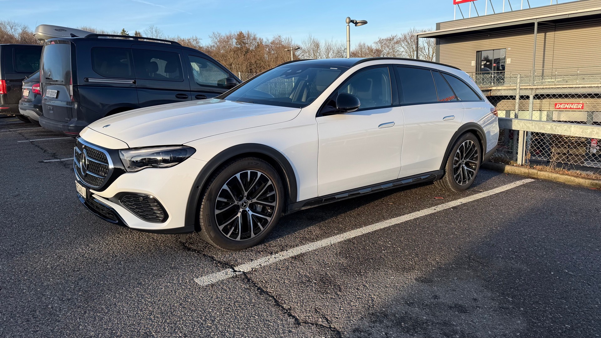 MERCEDES-BENZ E 220 d All-Terrain Avantgarde 4matic-image-0