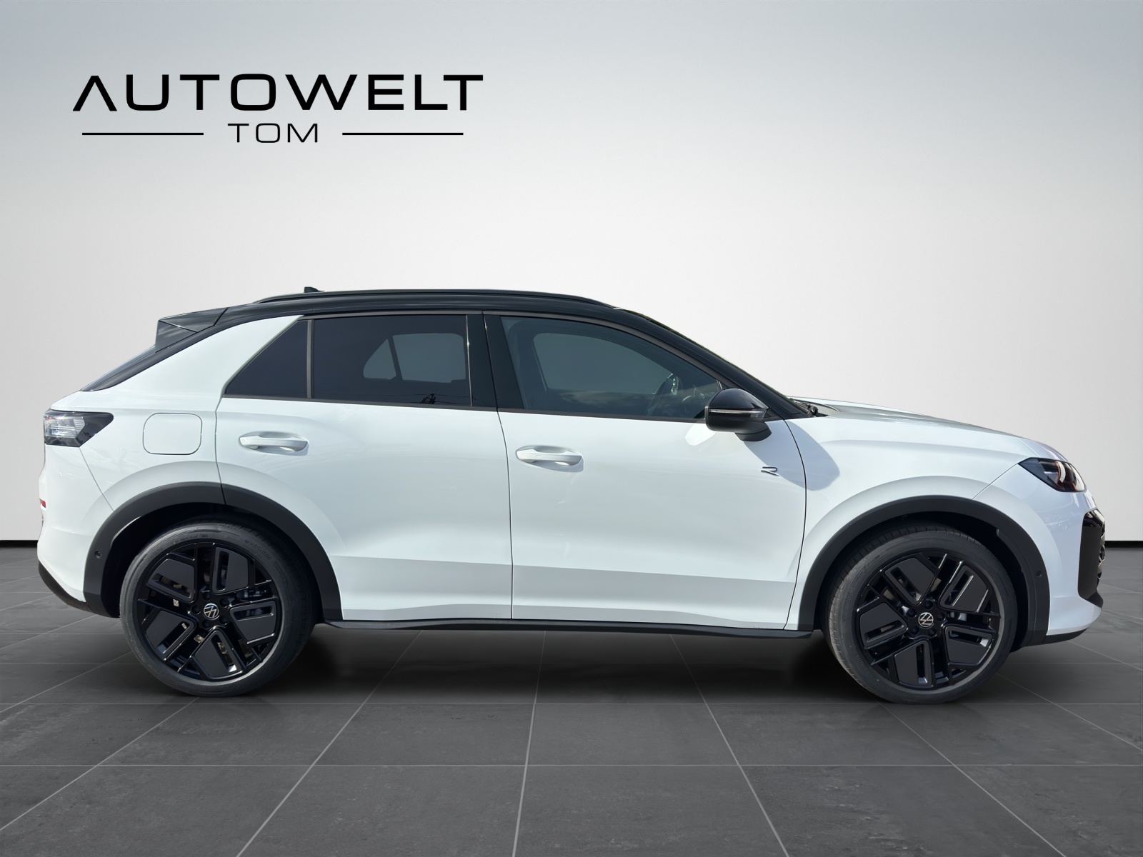 VW T-Roc 1.5 eTSI *NEUSTES MODELL*CH-Wagen* mHEV R-Line DSG-image-5