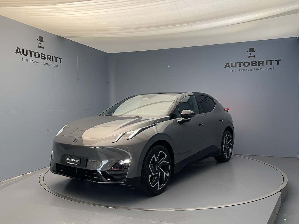 LYNK & CO 02 More-image-0