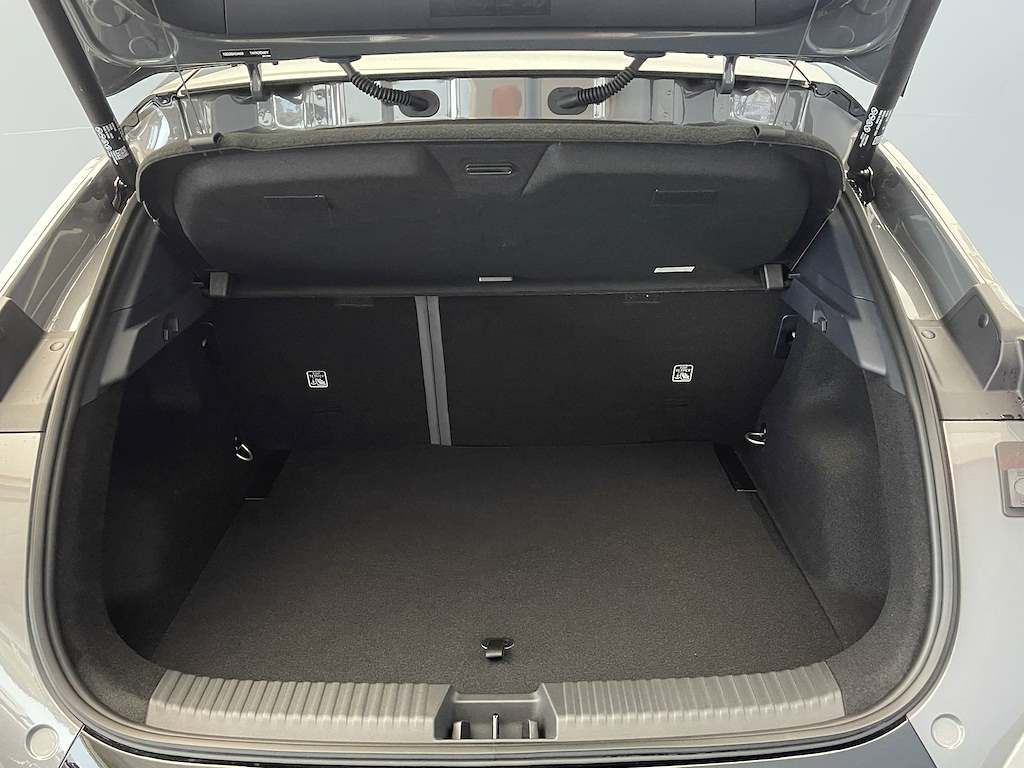 LYNK & CO 02 More-image-12