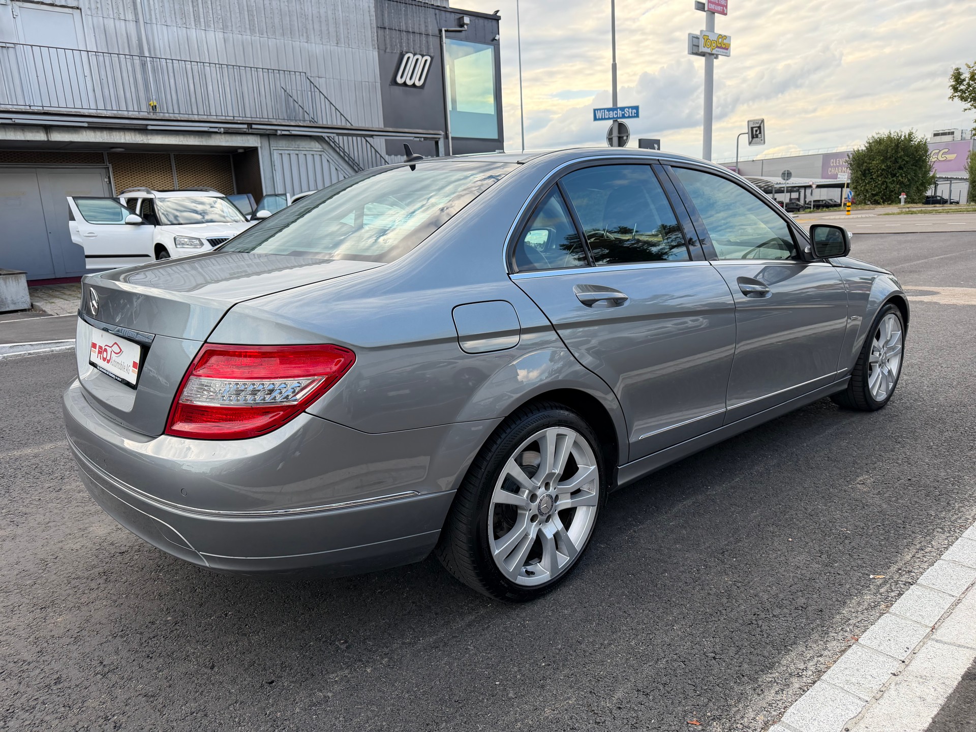 MERCEDES-BENZ C 200 Kompressor Avantgarde Automatic-image-4