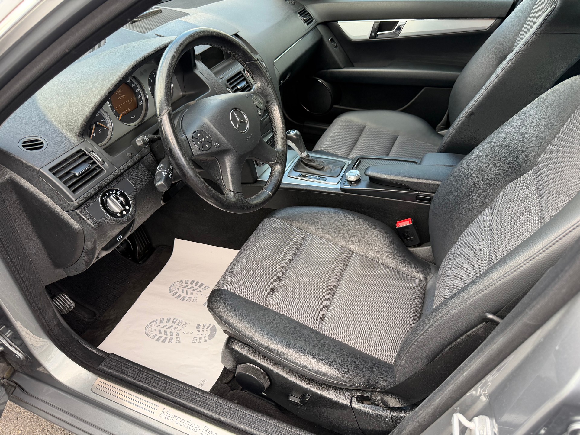 MERCEDES-BENZ C 200 Kompressor Avantgarde Automatic-image-7