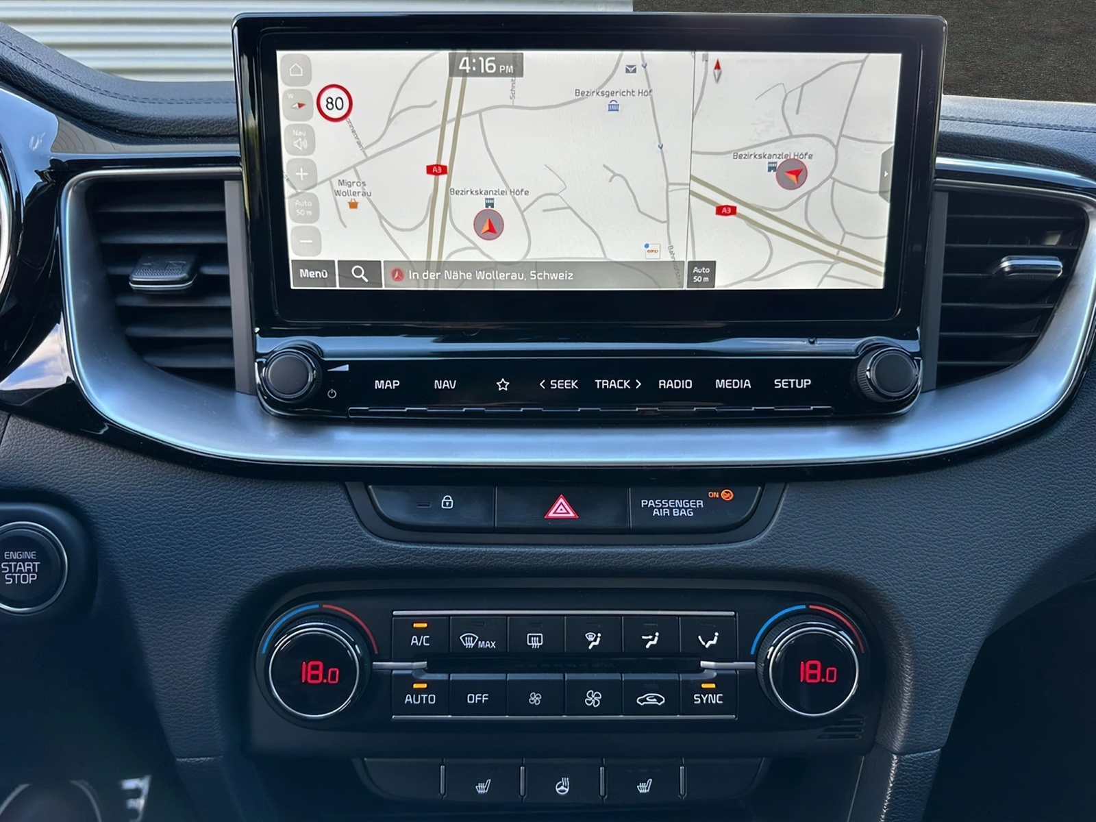 KIA ProCeed 1.5 T-GDi MHEV GT-Line DCT-image-11
