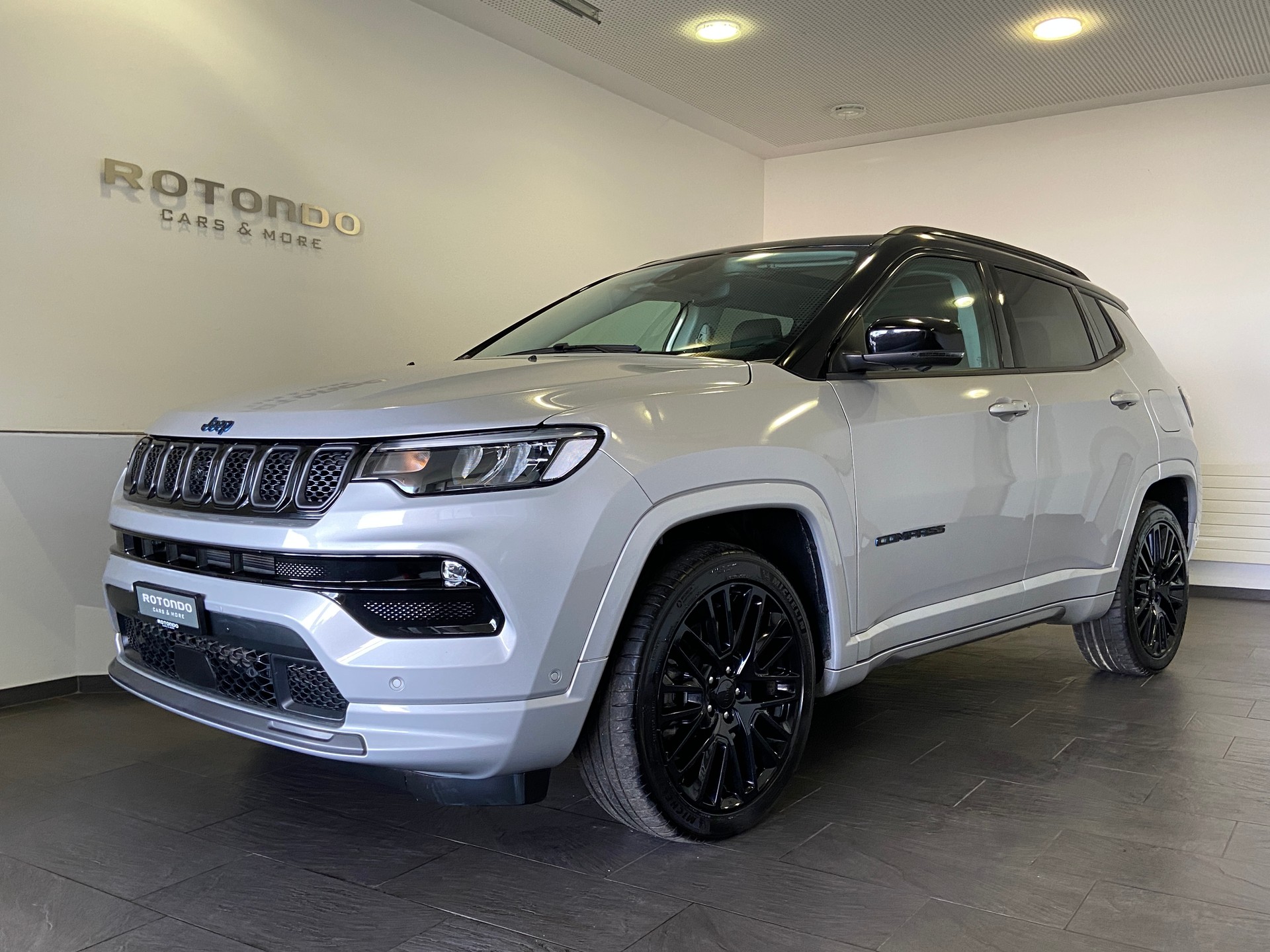 JEEP Compass 1.3 T PHEV S Sky AWD-image-0