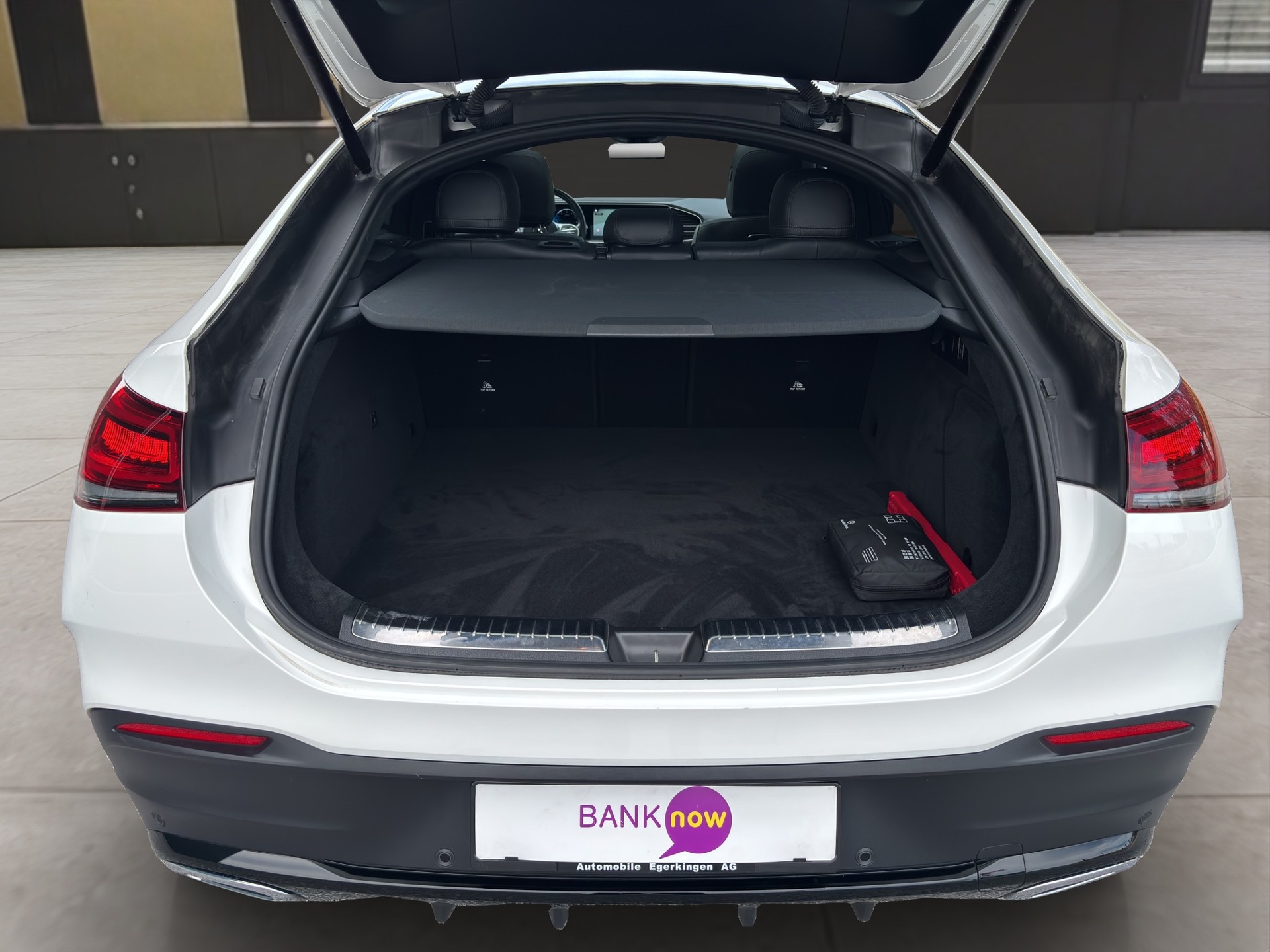 MERCEDES-BENZ GLE 350 de AMG Line 4matic Coupé-image-14