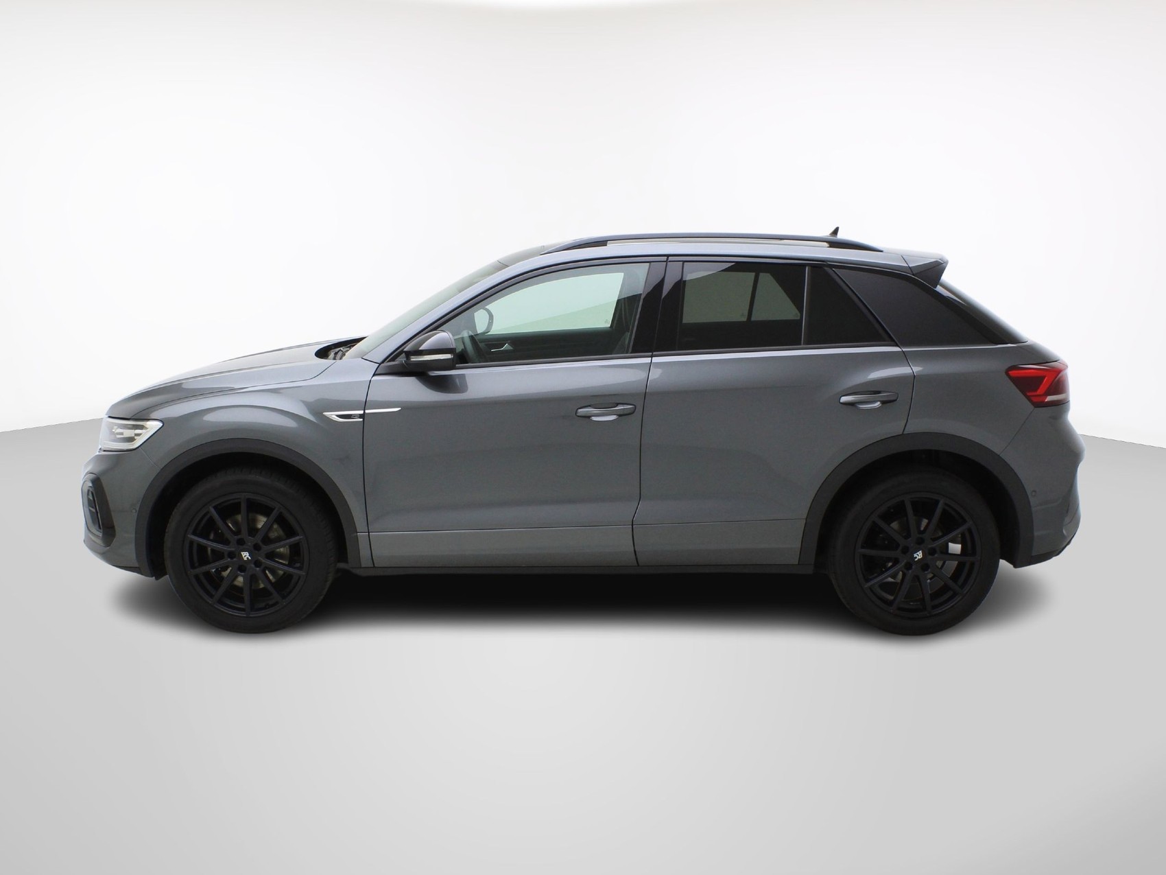 VW T-Roc 2.0 TSI DSG R-Line Black Style 4Motion-image-2