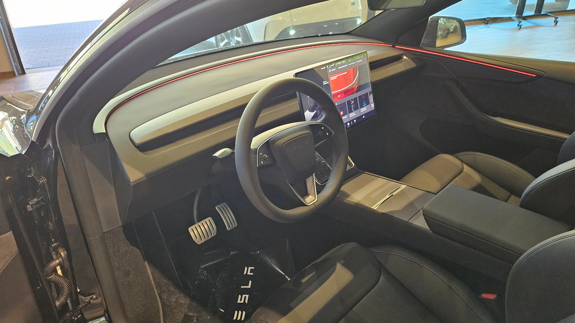TESLA Model Y Performance AWD đ„AHKđ„-image-22