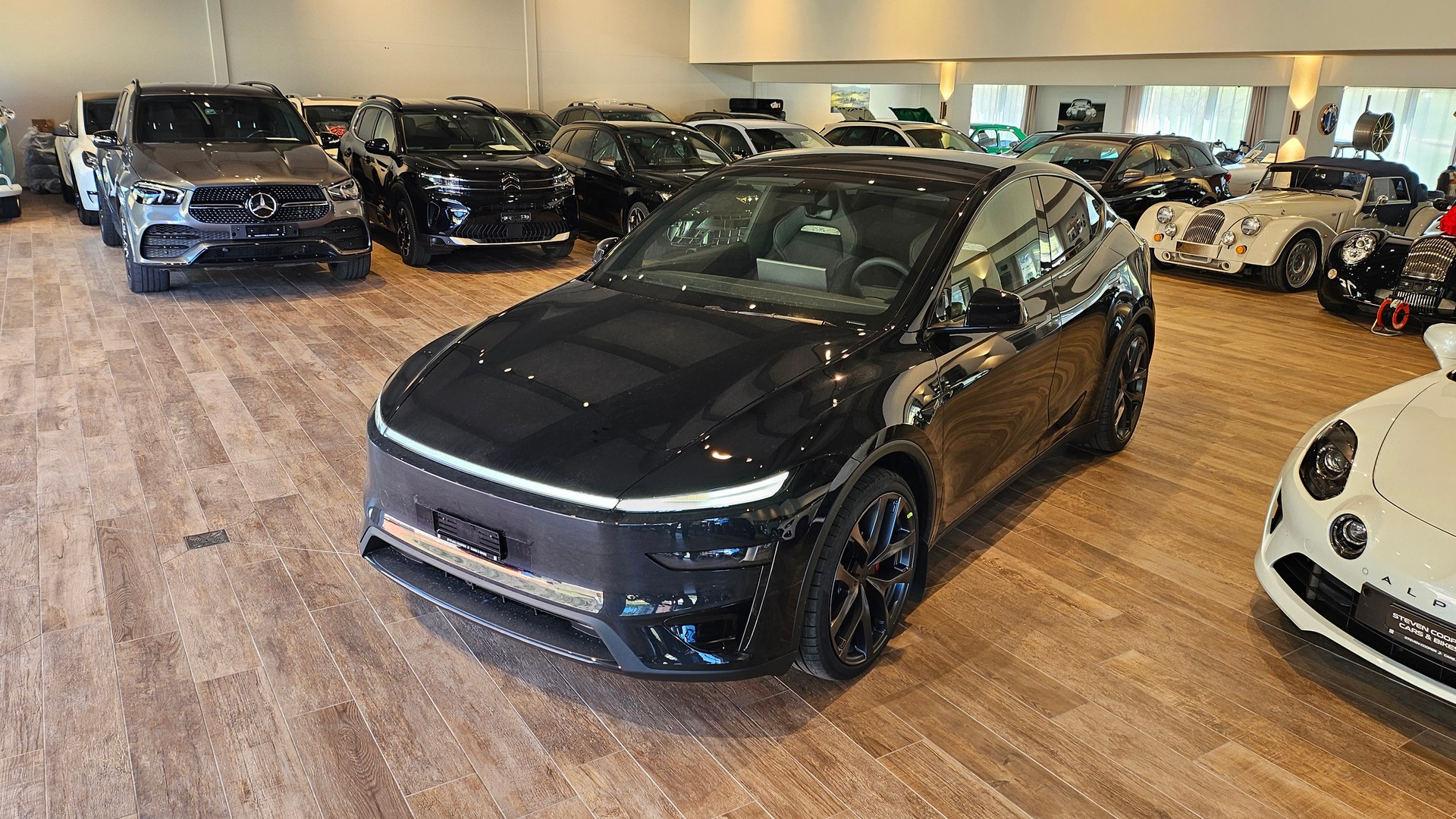 TESLA Model Y Performance AWD đ„AHKđ„-image-1