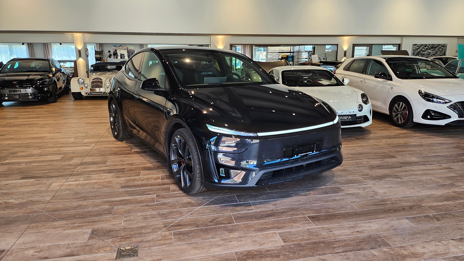 TESLA Model Y Performance AWD đ„AHKđ„-image-4