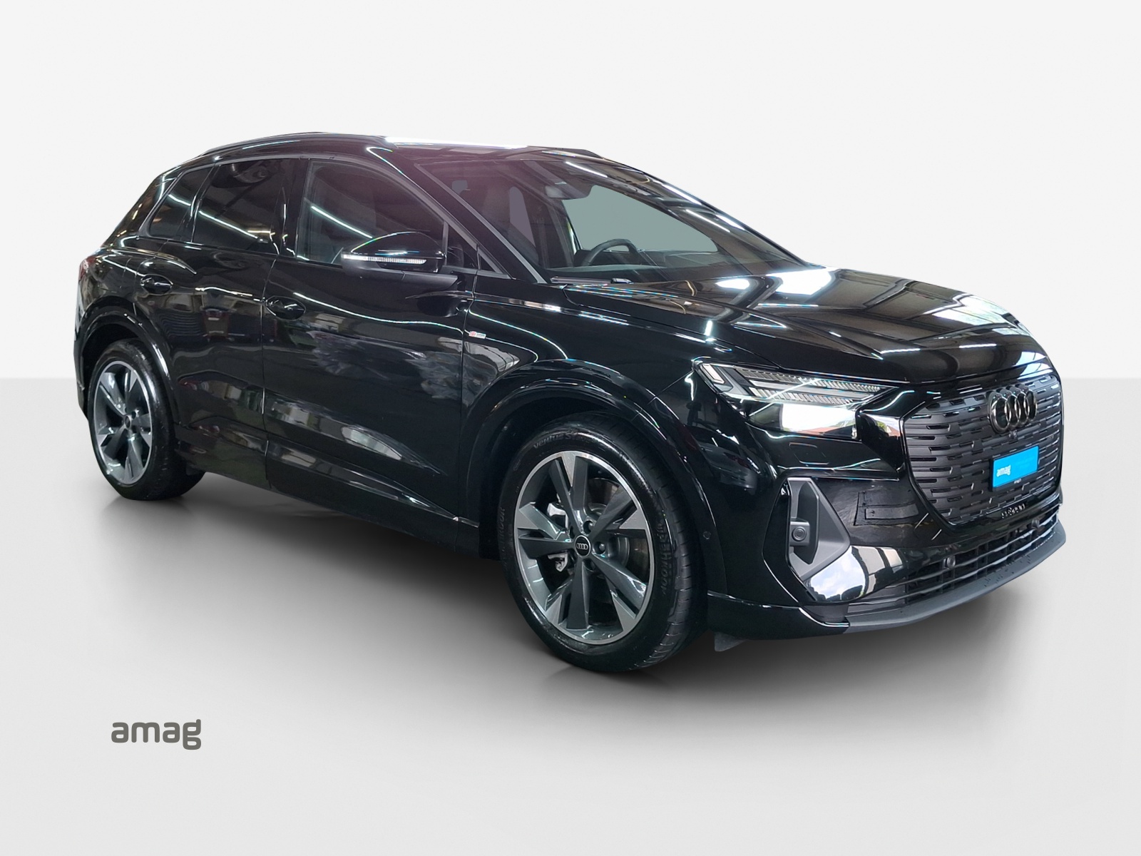 AUDI Q4 e-tron 45 Edition Swiss Ski quattro-image-6