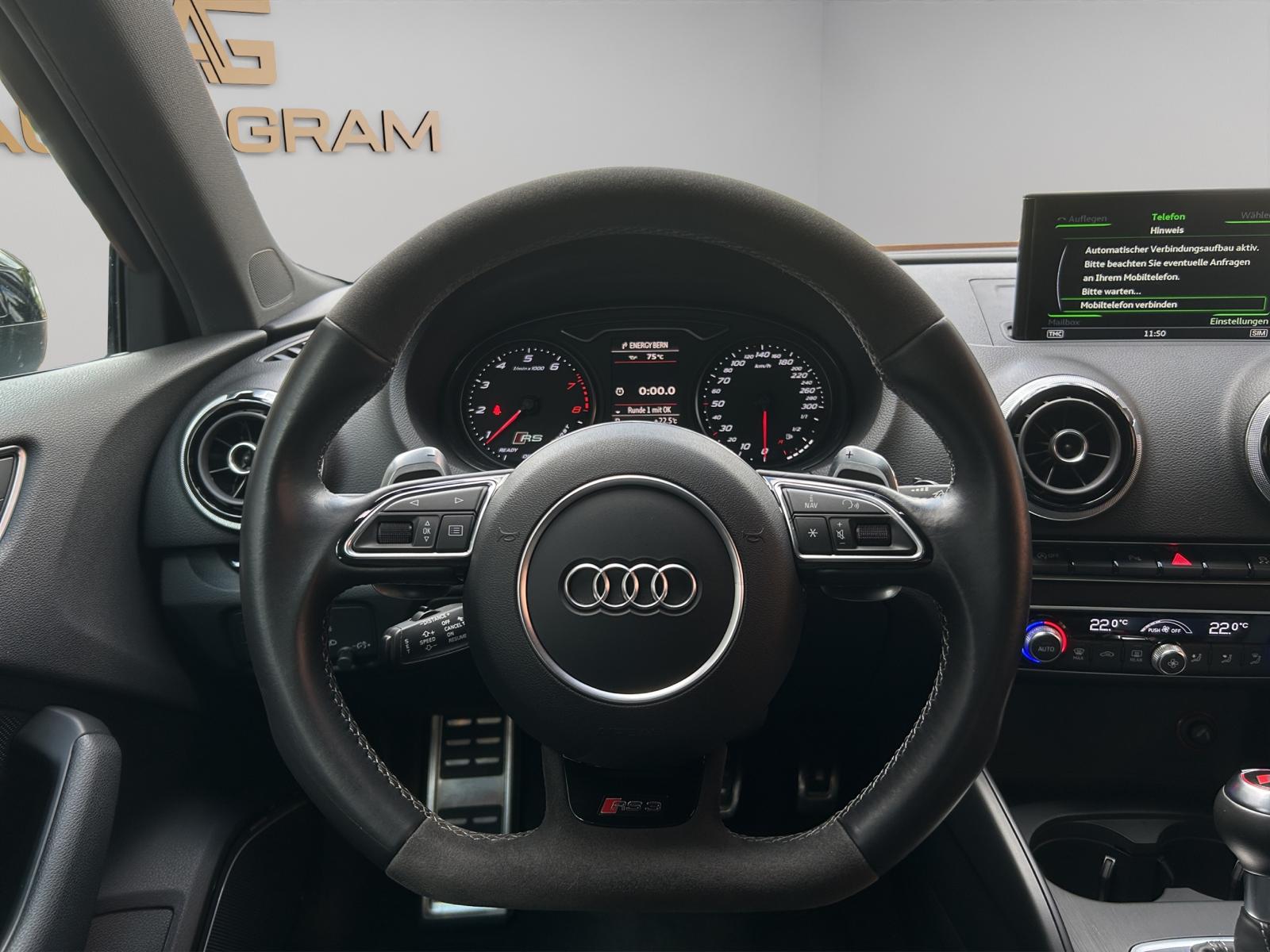 AUDI RS3 2.5 TSI quattro S-tronic-image-14